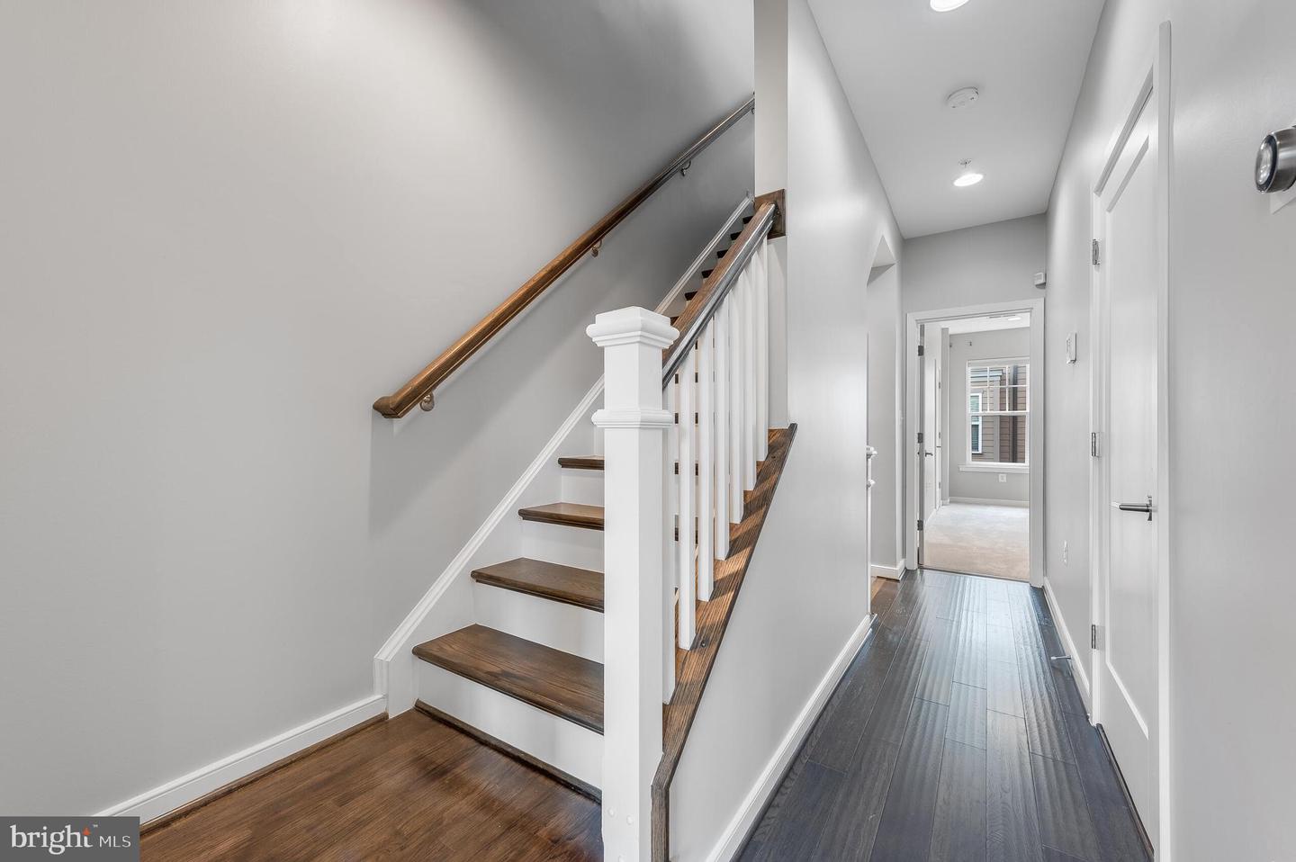 237 CRESCENT STATION TER SE, LEESBURG, Virginia 20175, 3 Bedrooms Bedrooms, ,3 BathroomsBathrooms,Residential,For sale,237 CRESCENT STATION TER SE,VALO2104704 MLS # VALO2104704