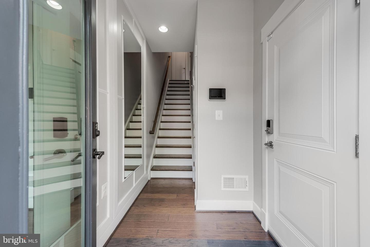 237 CRESCENT STATION TER SE, LEESBURG, Virginia 20175, 3 Bedrooms Bedrooms, ,3 BathroomsBathrooms,Residential,For sale,237 CRESCENT STATION TER SE,VALO2104704 MLS # VALO2104704