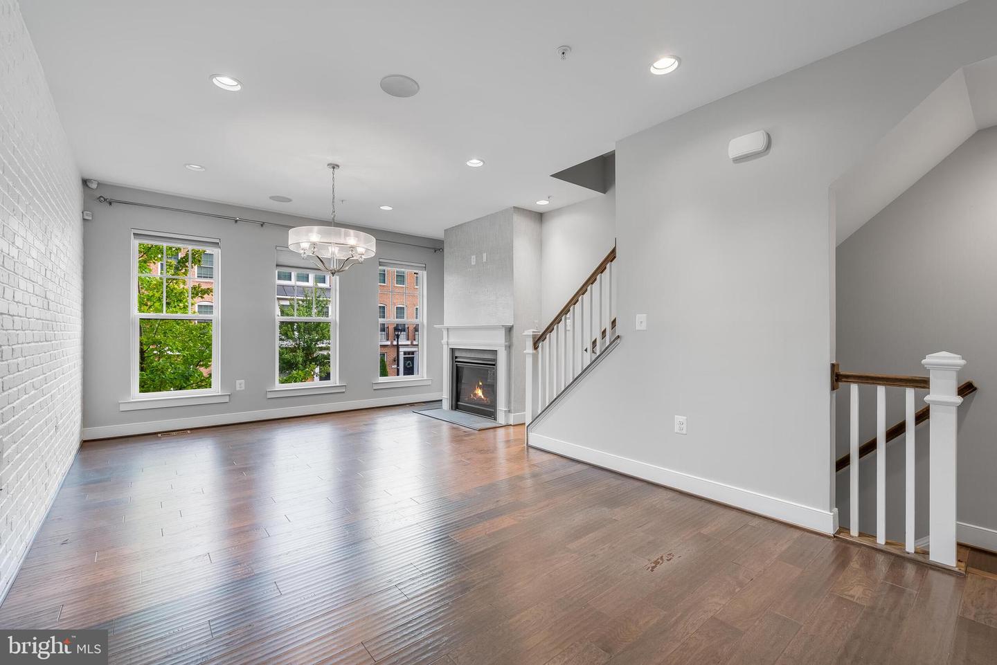 237 CRESCENT STATION TER SE, LEESBURG, Virginia 20175, 3 Bedrooms Bedrooms, ,3 BathroomsBathrooms,Residential,For sale,237 CRESCENT STATION TER SE,VALO2104704 MLS # VALO2104704
