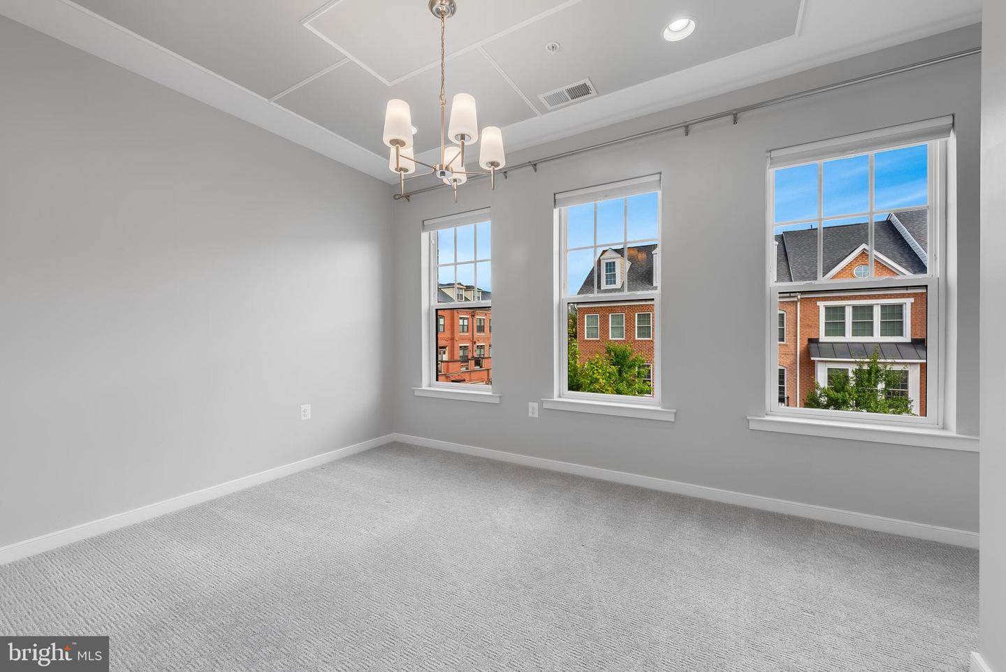 237 CRESCENT STATION TER SE, LEESBURG, Virginia 20175, 3 Bedrooms Bedrooms, ,3 BathroomsBathrooms,Residential,For sale,237 CRESCENT STATION TER SE,VALO2104704 MLS # VALO2104704