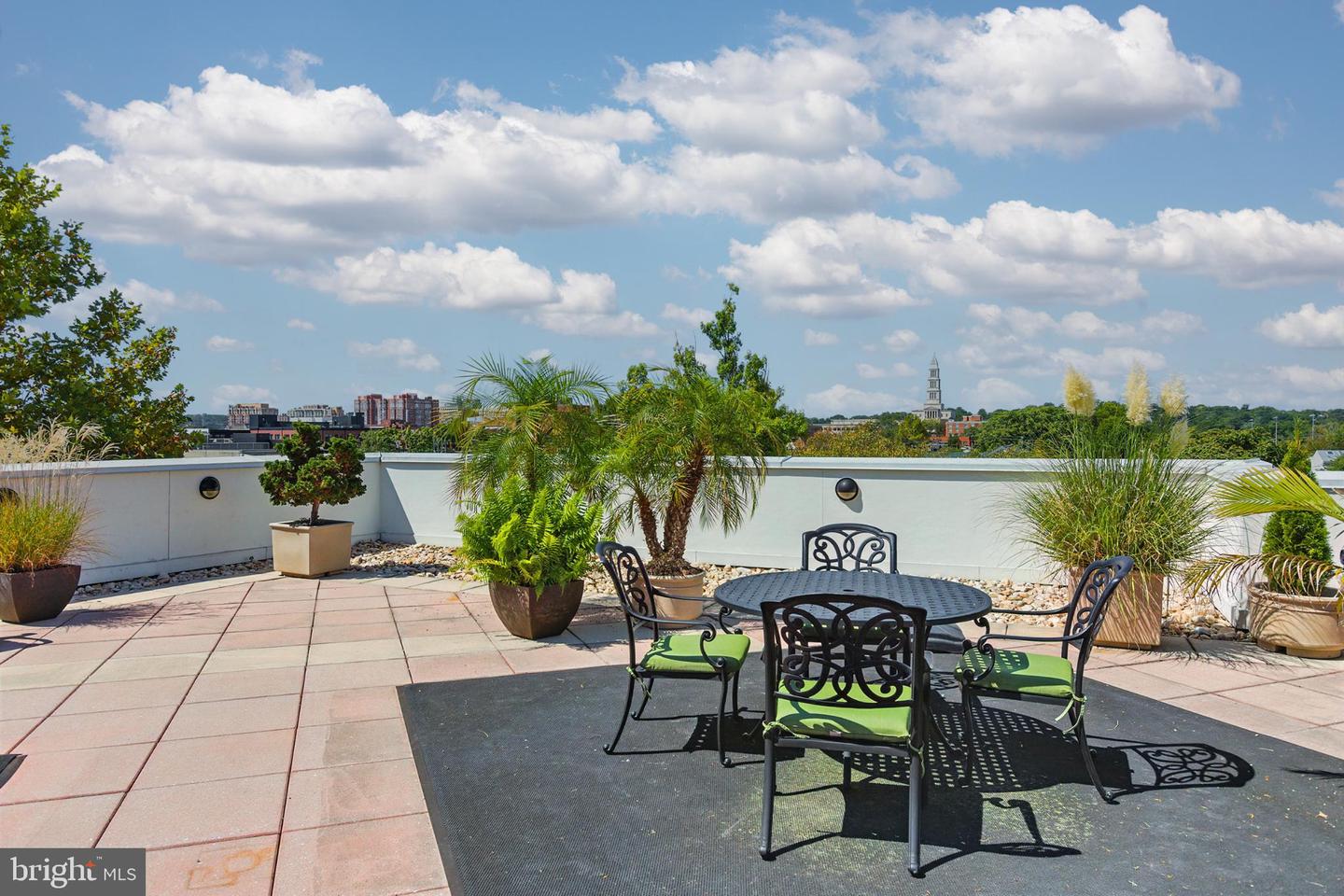 1115 CAMERON ST #104, ALEXANDRIA, Virginia 22314, 2 Bedrooms Bedrooms, 4 Rooms Rooms,2 BathroomsBathrooms,Residential,For sale,1115 CAMERON ST #104,VAAX2048678 MLS # VAAX2048678
