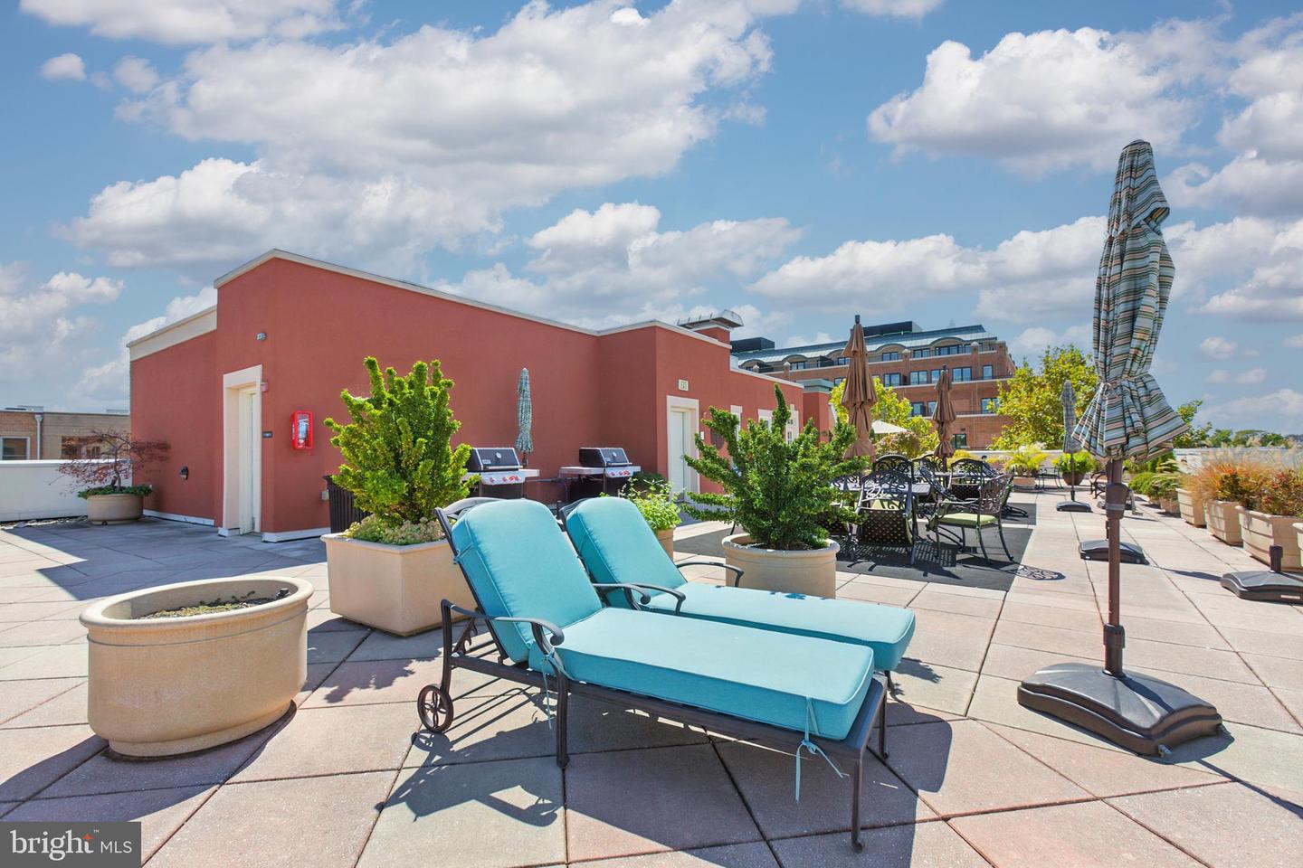 1115 CAMERON ST #104, ALEXANDRIA, Virginia 22314, 2 Bedrooms Bedrooms, 4 Rooms Rooms,2 BathroomsBathrooms,Residential,For sale,1115 CAMERON ST #104,VAAX2048678 MLS # VAAX2048678
