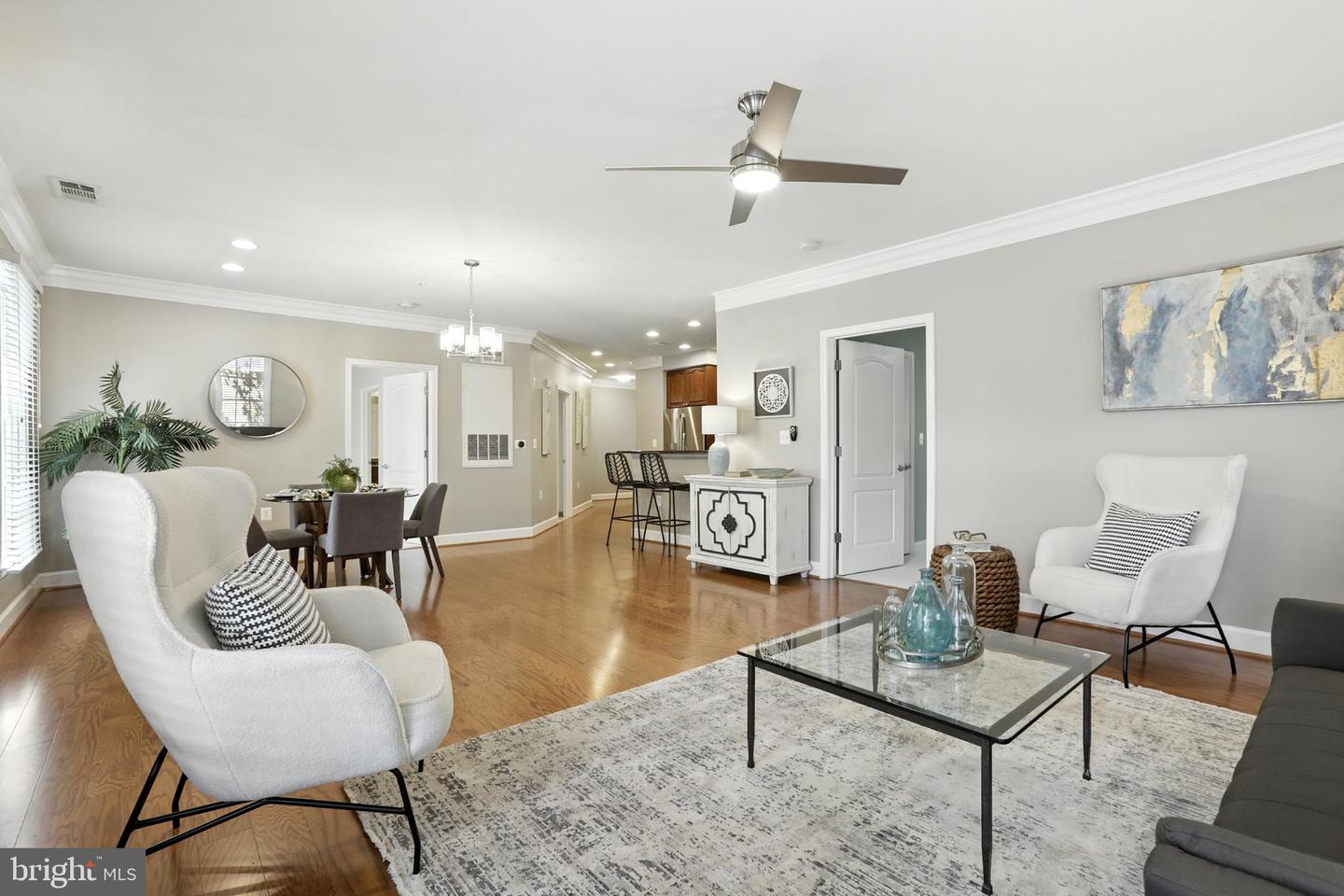 1115 CAMERON ST #104, ALEXANDRIA, Virginia 22314, 2 Bedrooms Bedrooms, 4 Rooms Rooms,2 BathroomsBathrooms,Residential,For sale,1115 CAMERON ST #104,VAAX2048678 MLS # VAAX2048678