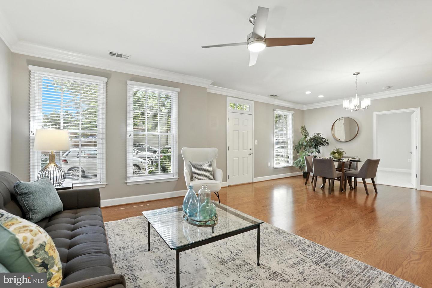 1115 CAMERON ST #104, ALEXANDRIA, Virginia 22314, 2 Bedrooms Bedrooms, 4 Rooms Rooms,2 BathroomsBathrooms,Residential,For sale,1115 CAMERON ST #104,VAAX2048678 MLS # VAAX2048678