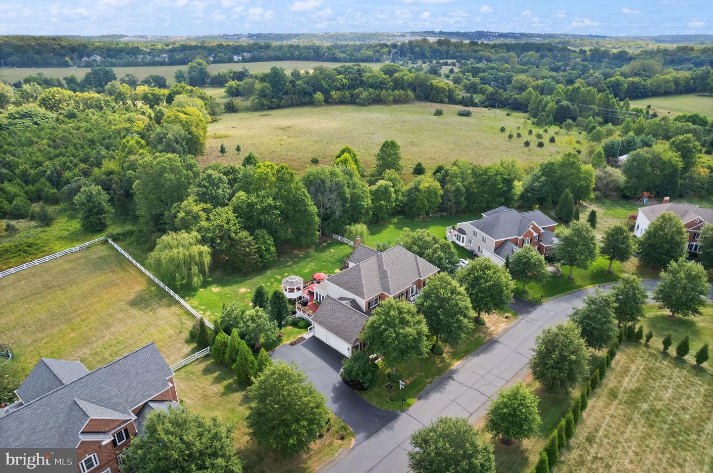 20926 MCINTOSH PL, LEESBURG, Virginia 20175, 6 Bedrooms Bedrooms, ,5 BathroomsBathrooms,Residential,For sale,20926 MCINTOSH PL,VALO2104726 MLS # VALO2104726
