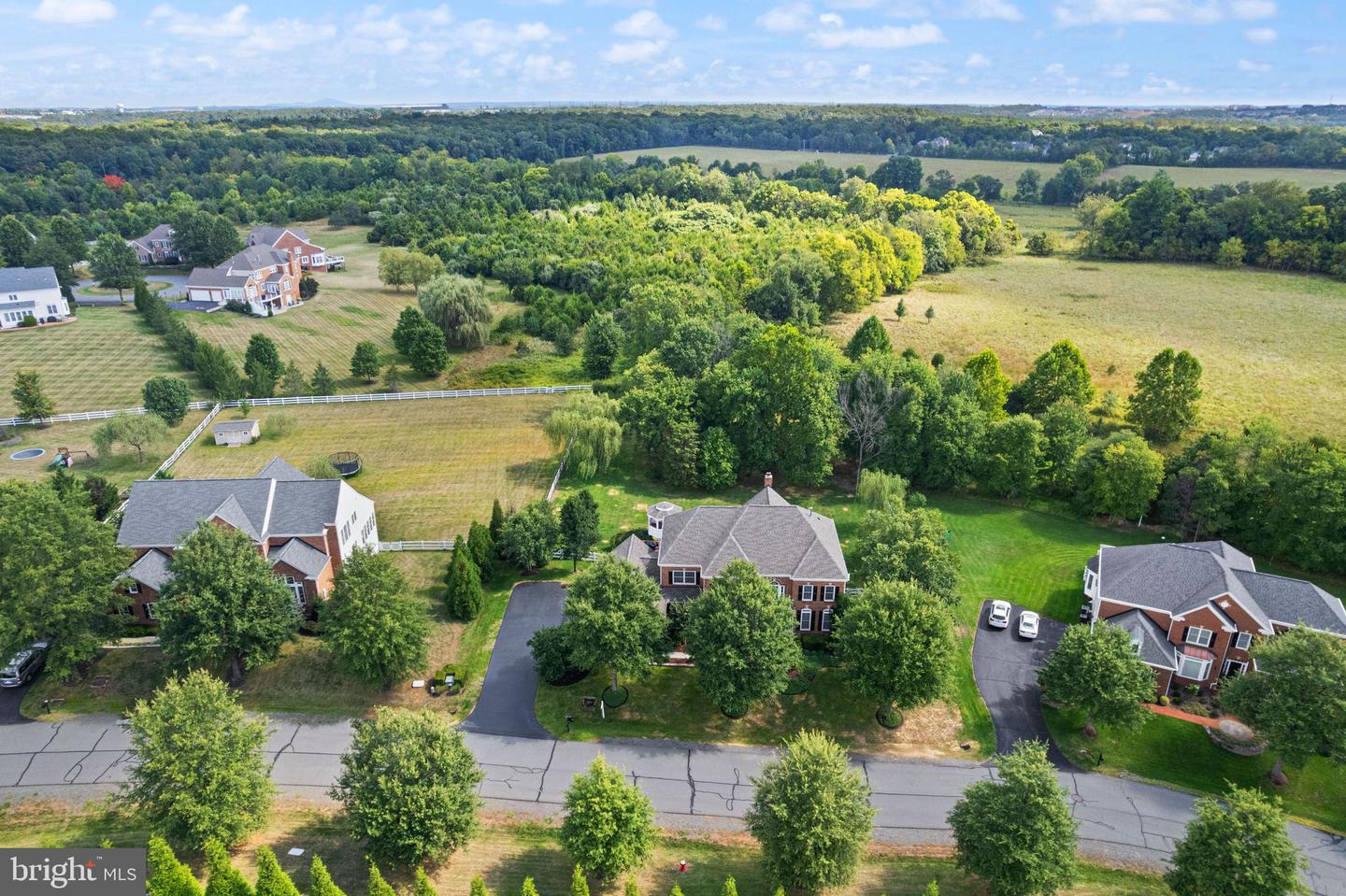 20926 MCINTOSH PL, LEESBURG, Virginia 20175, 6 Bedrooms Bedrooms, ,5 BathroomsBathrooms,Residential,For sale,20926 MCINTOSH PL,VALO2104726 MLS # VALO2104726