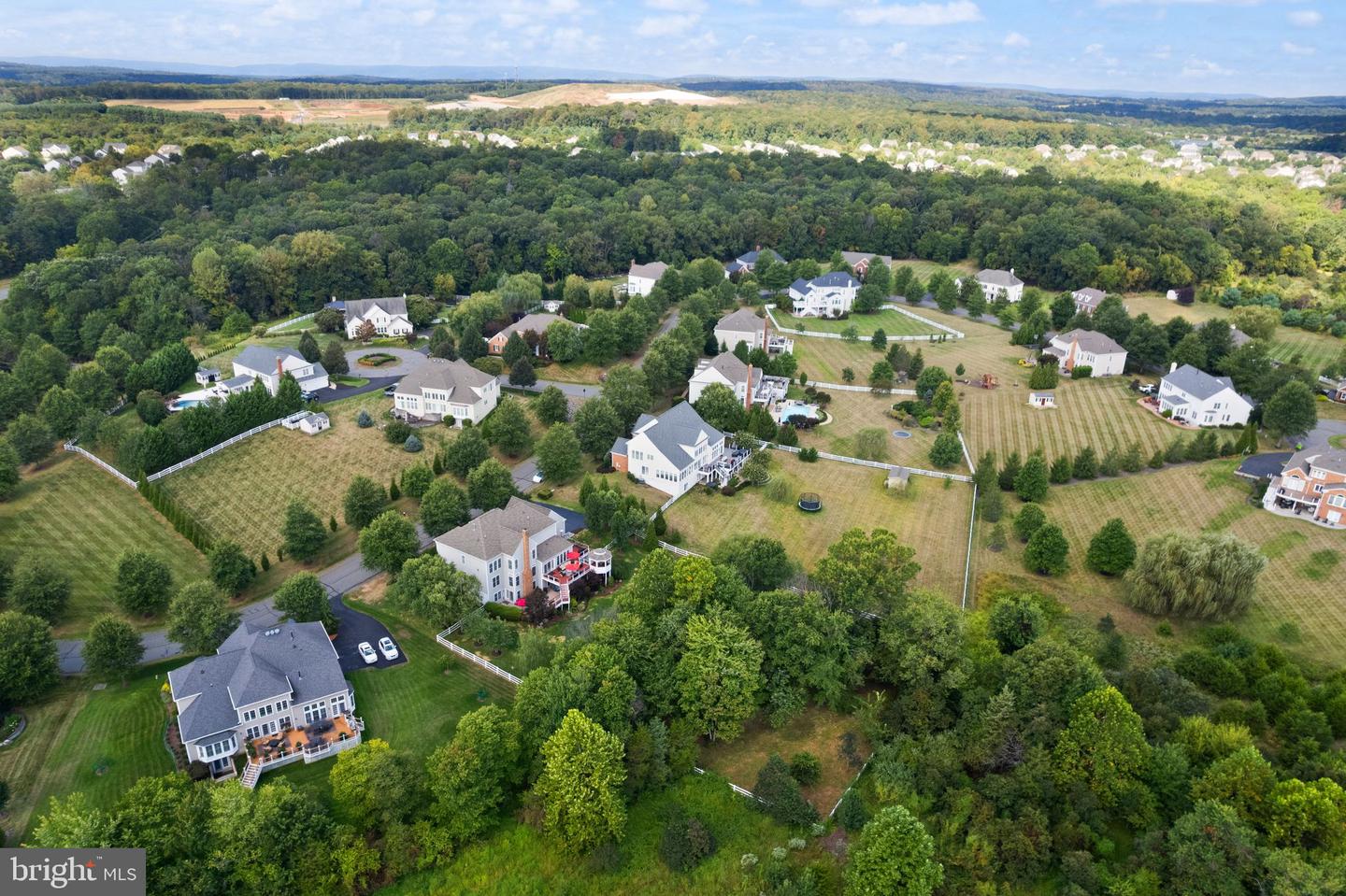 20926 MCINTOSH PL, LEESBURG, Virginia 20175, 6 Bedrooms Bedrooms, ,5 BathroomsBathrooms,Residential,For sale,20926 MCINTOSH PL,VALO2104726 MLS # VALO2104726