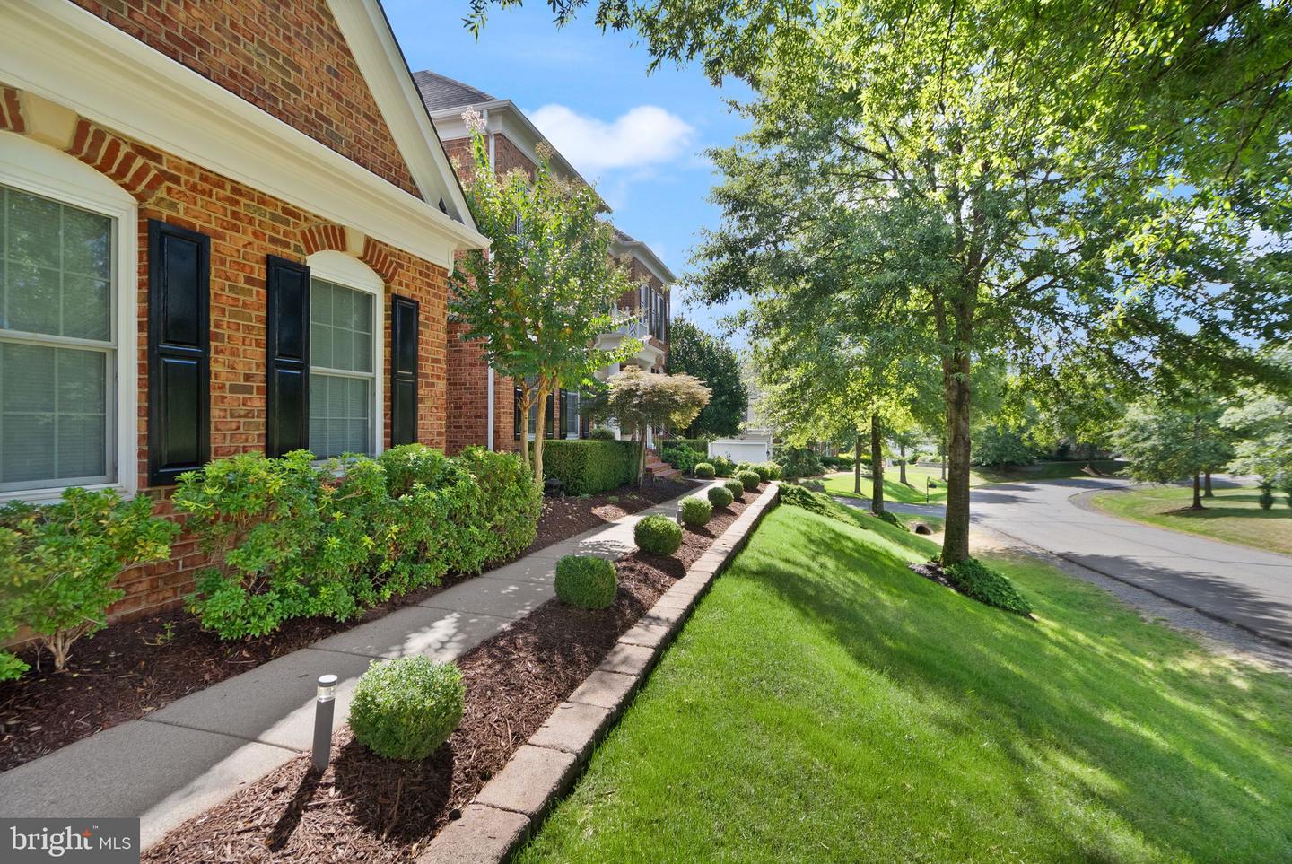 20926 MCINTOSH PL, LEESBURG, Virginia 20175, 6 Bedrooms Bedrooms, ,5 BathroomsBathrooms,Residential,For sale,20926 MCINTOSH PL,VALO2104726 MLS # VALO2104726