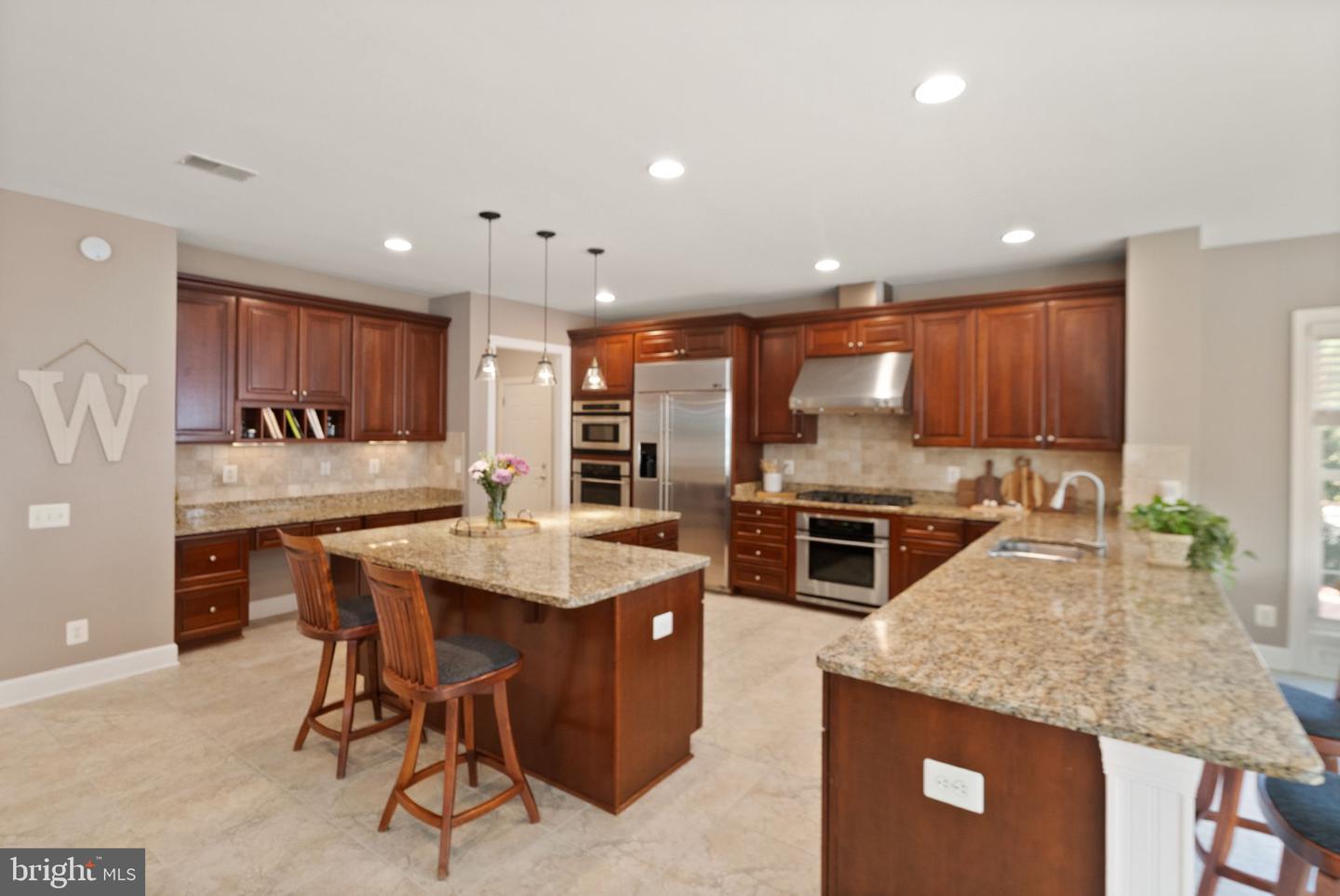 20926 MCINTOSH PL, LEESBURG, Virginia 20175, 6 Bedrooms Bedrooms, ,5 BathroomsBathrooms,Residential,For sale,20926 MCINTOSH PL,VALO2104726 MLS # VALO2104726