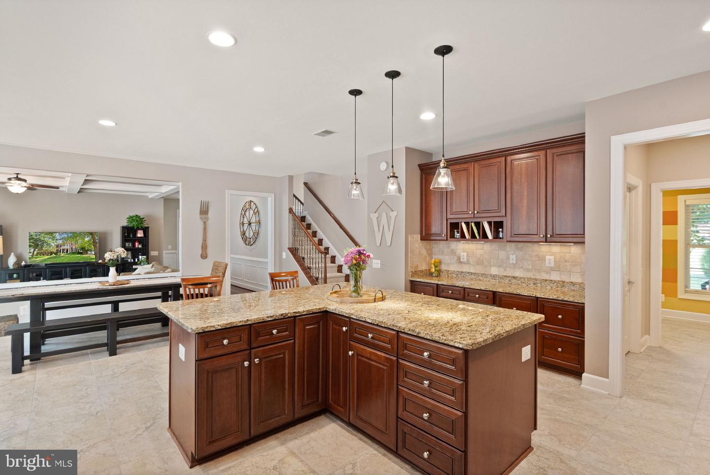 20926 MCINTOSH PL, LEESBURG, Virginia 20175, 6 Bedrooms Bedrooms, ,5 BathroomsBathrooms,Residential,For sale,20926 MCINTOSH PL,VALO2104726 MLS # VALO2104726