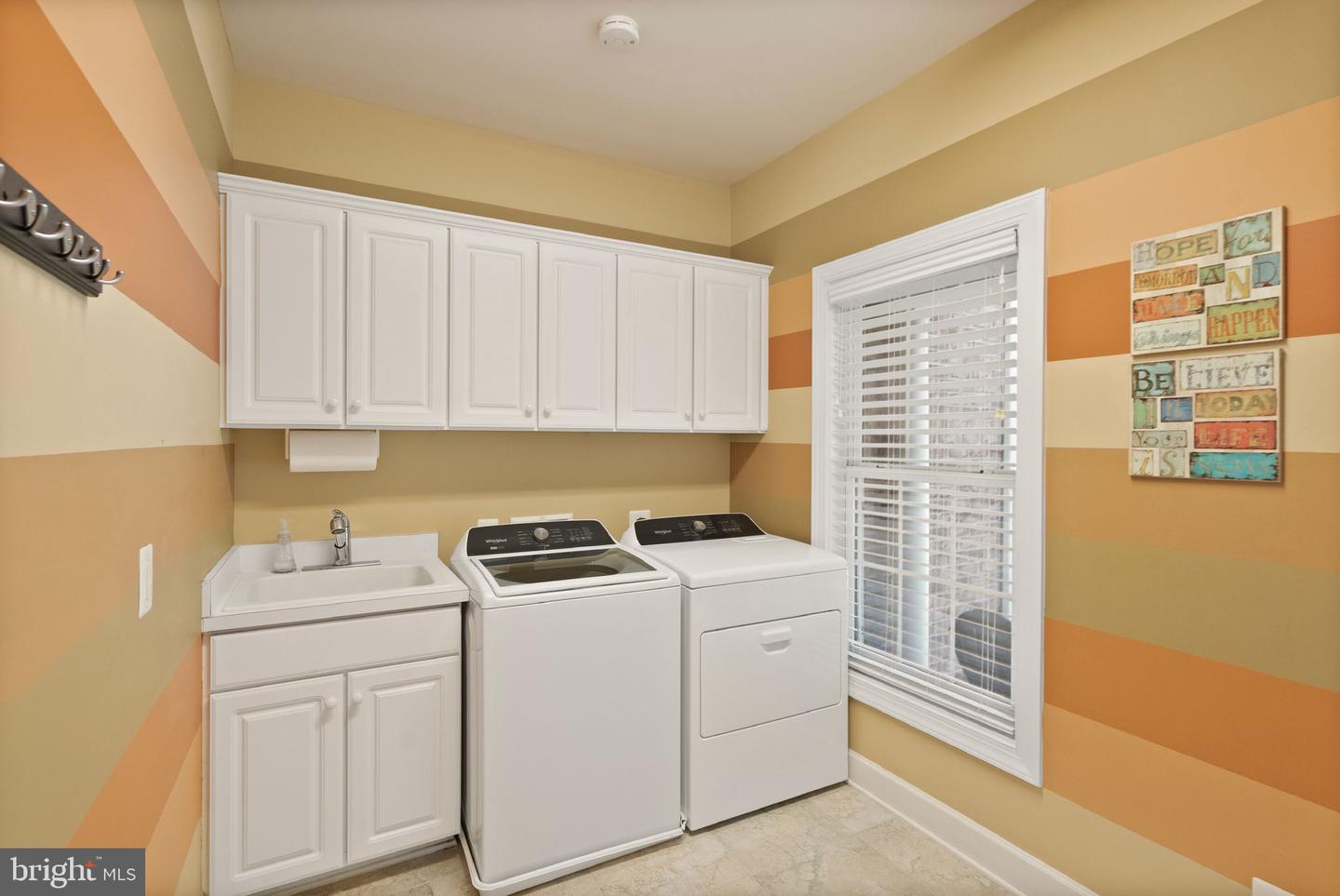 20926 MCINTOSH PL, LEESBURG, Virginia 20175, 6 Bedrooms Bedrooms, ,5 BathroomsBathrooms,Residential,For sale,20926 MCINTOSH PL,VALO2104726 MLS # VALO2104726
