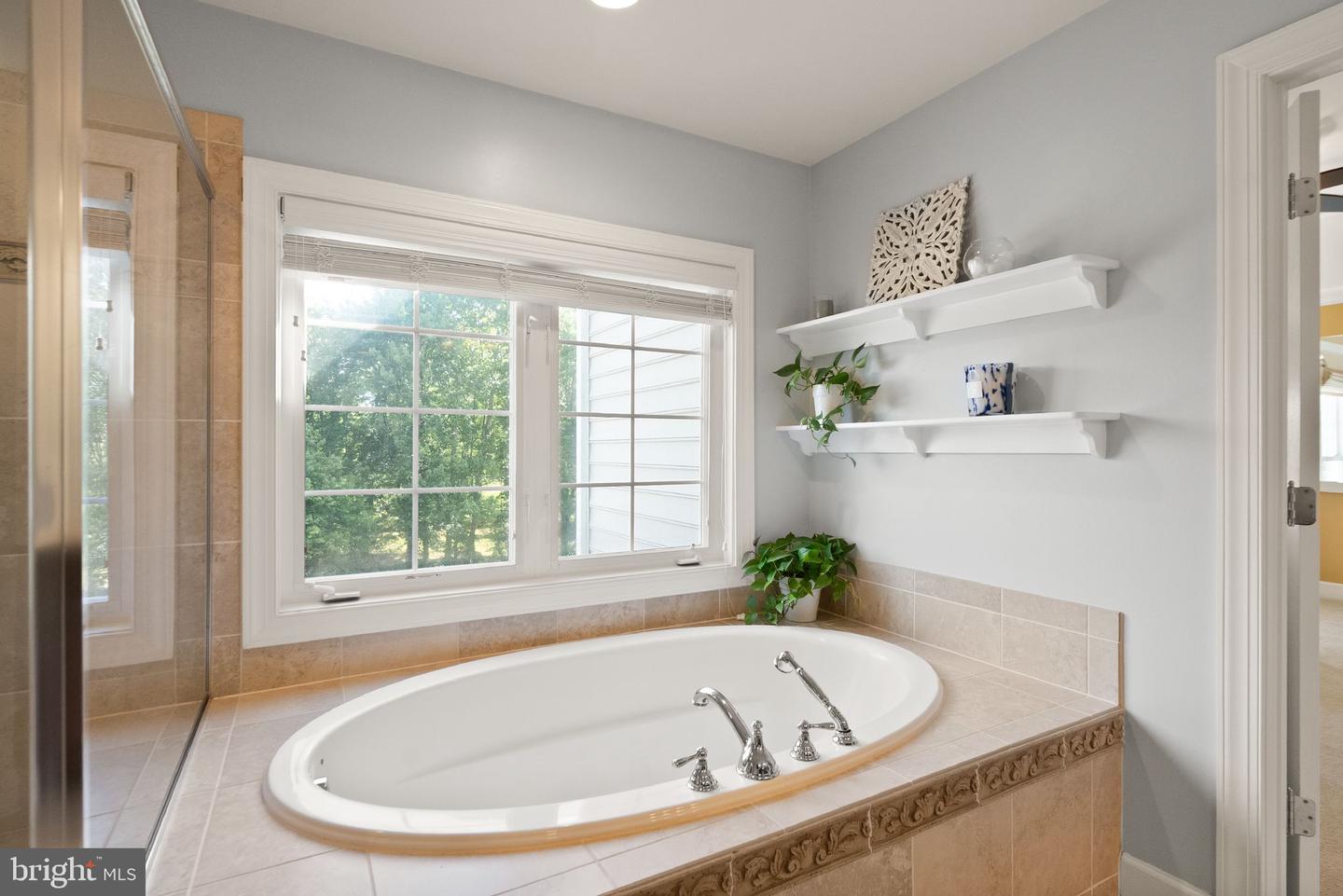 20926 MCINTOSH PL, LEESBURG, Virginia 20175, 6 Bedrooms Bedrooms, ,5 BathroomsBathrooms,Residential,For sale,20926 MCINTOSH PL,VALO2104726 MLS # VALO2104726