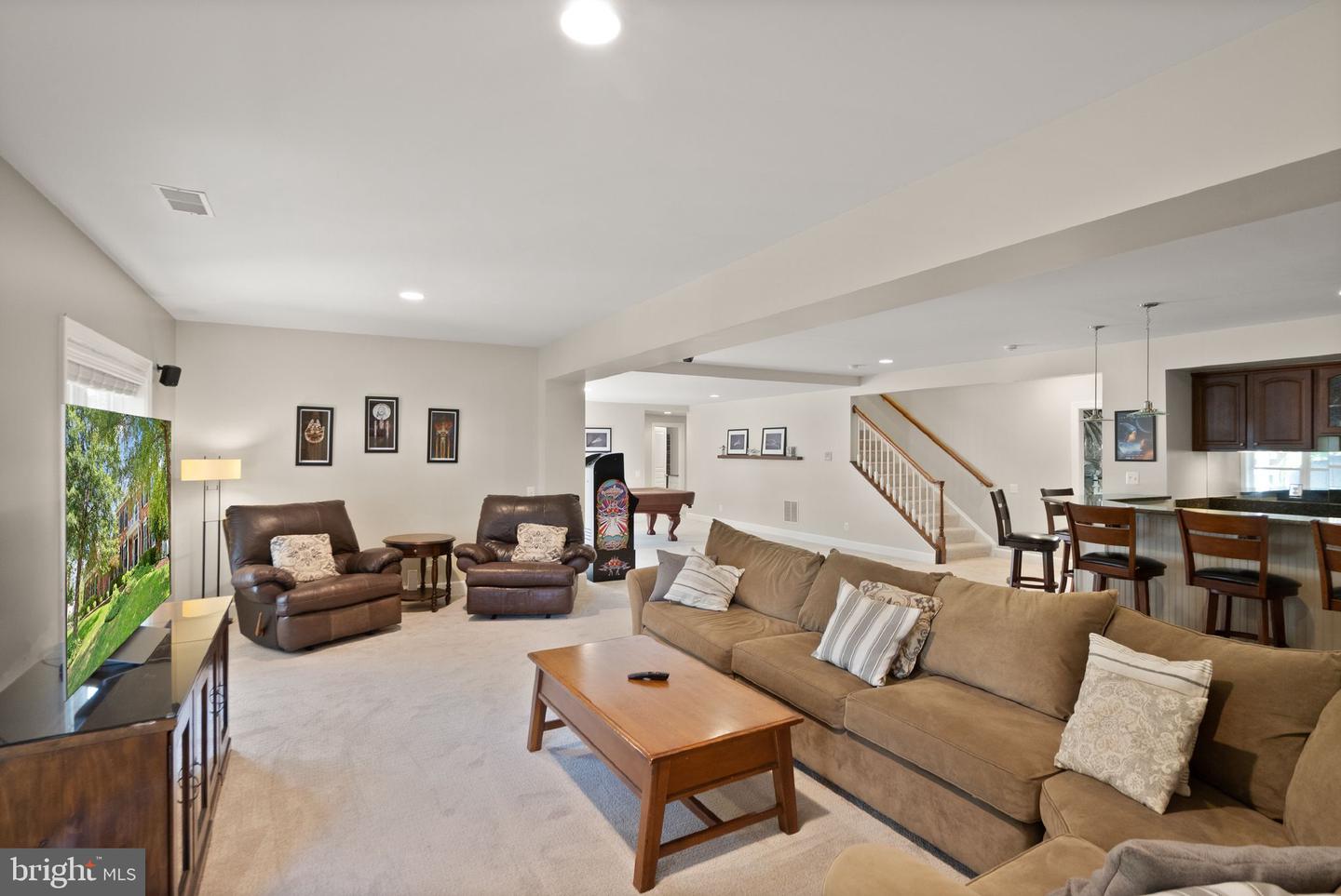 20926 MCINTOSH PL, LEESBURG, Virginia 20175, 6 Bedrooms Bedrooms, ,5 BathroomsBathrooms,Residential,For sale,20926 MCINTOSH PL,VALO2104726 MLS # VALO2104726