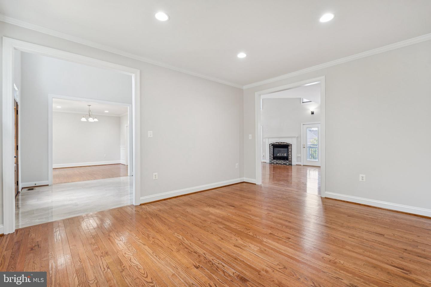 43116 BELGREEN DR, ASHBURN, Virginia 20147, 5 Bedrooms Bedrooms, ,3 BathroomsBathrooms,Residential,For sale,43116 BELGREEN DR,VALO2104728 MLS # VALO2104728