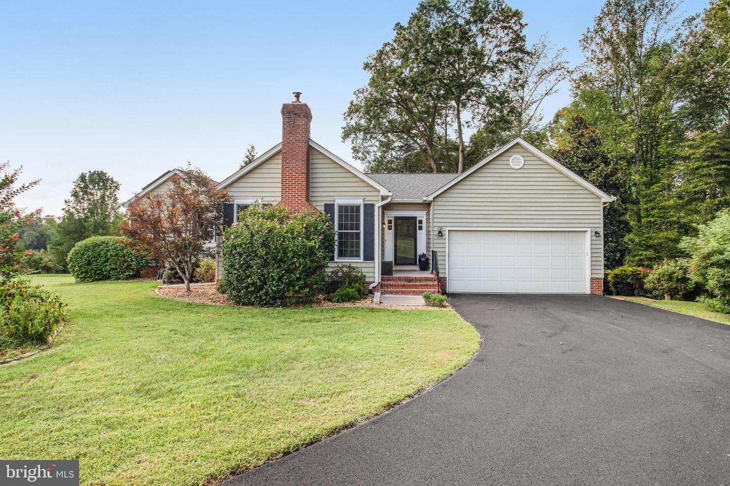 13615 FOX CHASE LN, SPOTSYLVANIA, Virginia 22553, 4 Bedrooms Bedrooms, ,2 BathroomsBathrooms,Residential,For sale,13615 FOX CHASE LN,VASP2035534 MLS # VASP2035534