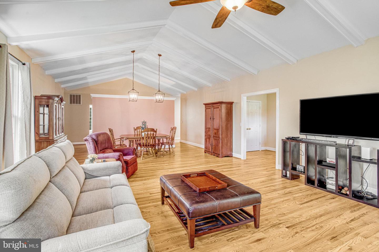 13615 FOX CHASE LN, SPOTSYLVANIA, Virginia 22553, 4 Bedrooms Bedrooms, ,2 BathroomsBathrooms,Residential,For sale,13615 FOX CHASE LN,VASP2035534 MLS # VASP2035534