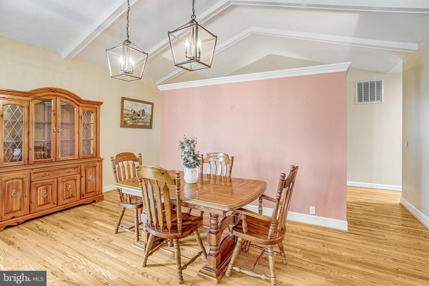 13615 FOX CHASE LN, SPOTSYLVANIA, Virginia 22553, 4 Bedrooms Bedrooms, ,2 BathroomsBathrooms,Residential,For sale,13615 FOX CHASE LN,VASP2035534 MLS # VASP2035534