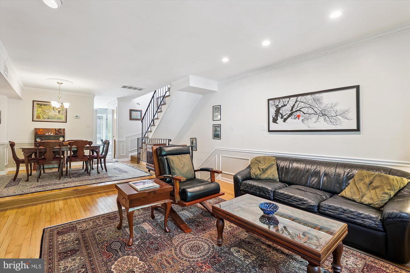 1811 T ST NW, WASHINGTON, District Of Columbia 20009, 3 Bedrooms Bedrooms, ,2 BathroomsBathrooms,Residential,For sale,1811 T ST NW,DCDC2215742 MLS # DCDC2215742