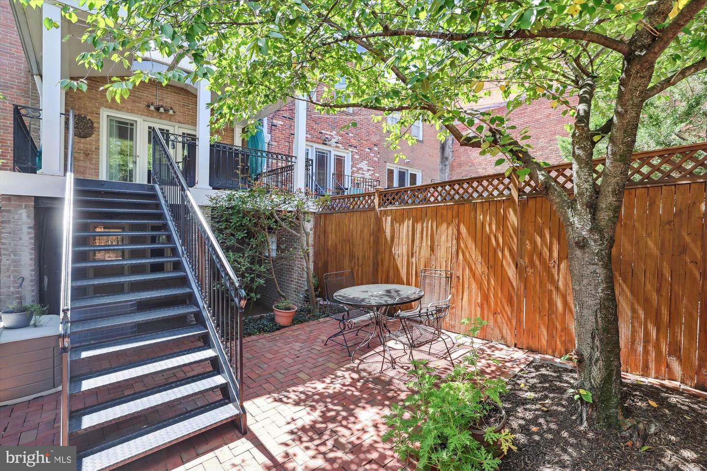 1811 T ST NW, WASHINGTON, District Of Columbia 20009, 3 Bedrooms Bedrooms, ,2 BathroomsBathrooms,Residential,For sale,1811 T ST NW,DCDC2215742 MLS # DCDC2215742