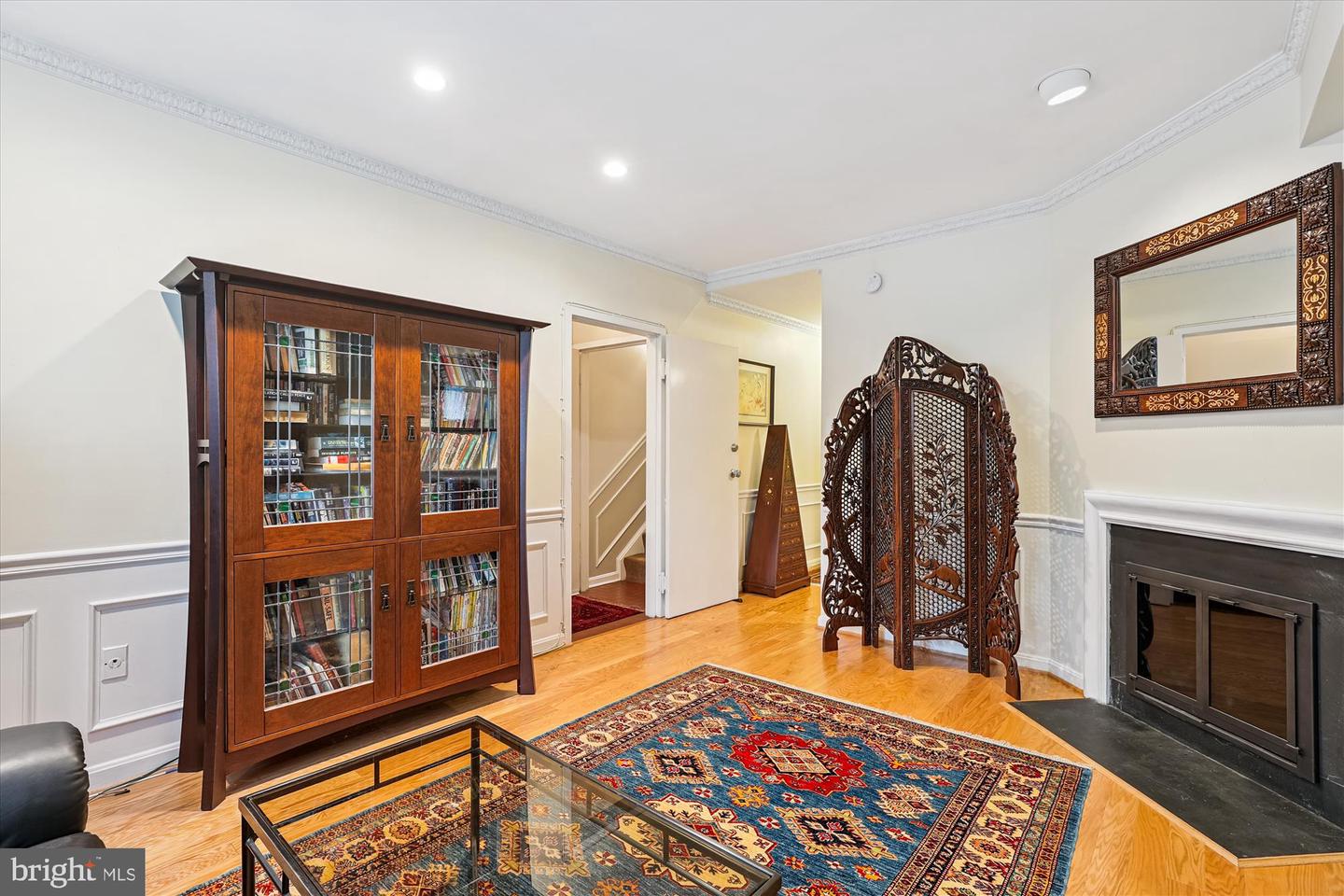1811 T ST NW, WASHINGTON, District Of Columbia 20009, 3 Bedrooms Bedrooms, ,2 BathroomsBathrooms,Residential,For sale,1811 T ST NW,DCDC2215742 MLS # DCDC2215742