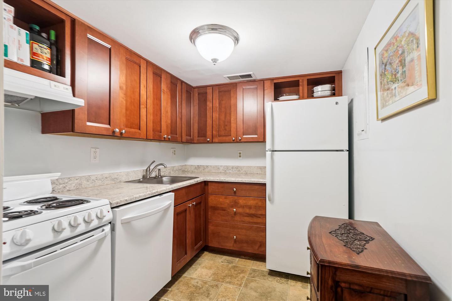 1811 T ST NW, WASHINGTON, District Of Columbia 20009, 3 Bedrooms Bedrooms, ,2 BathroomsBathrooms,Residential,For sale,1811 T ST NW,DCDC2215742 MLS # DCDC2215742