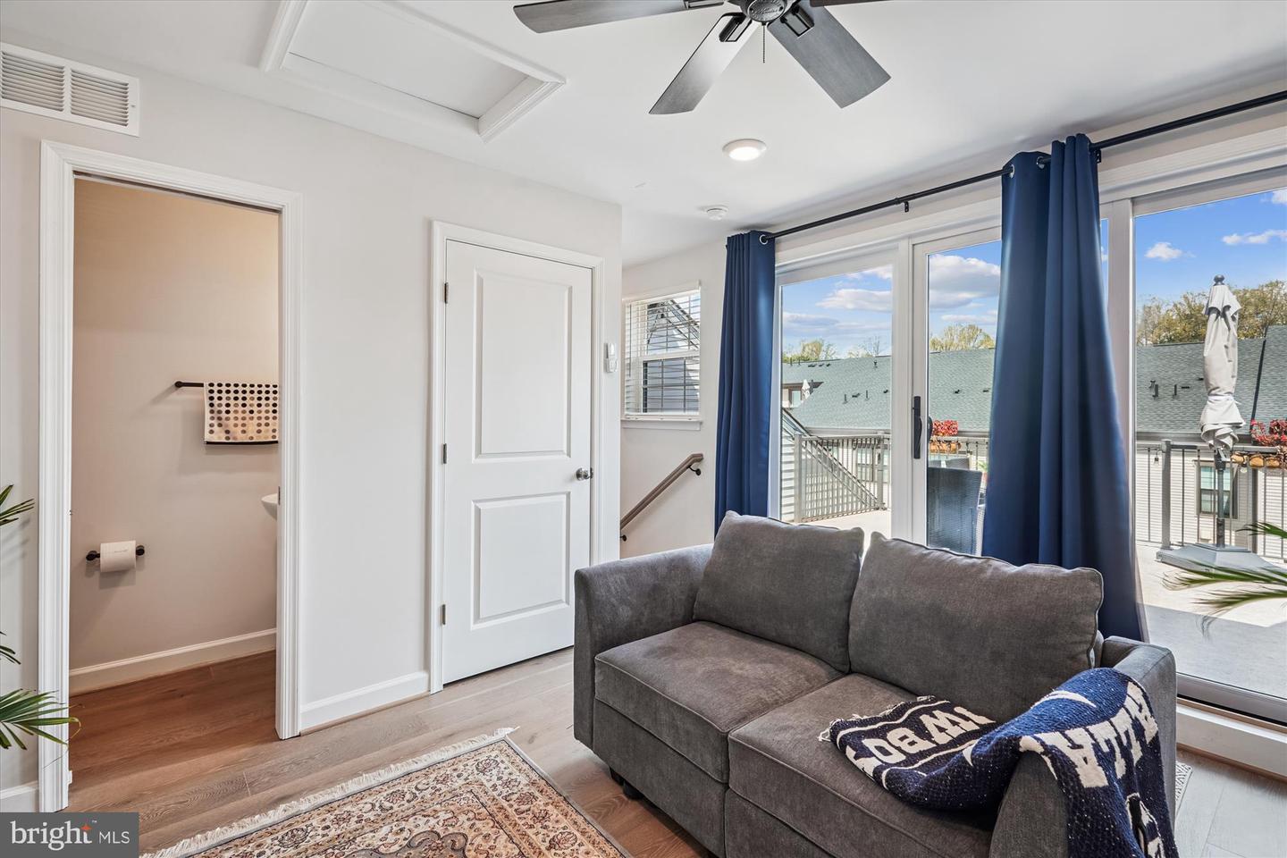 12553 TODD LN, FAIRFAX, Virginia 22033, 3 Bedrooms Bedrooms, ,3 BathroomsBathrooms,Residential,For sale,12553 TODD LN,VAFX2262094 MLS # VAFX2262094