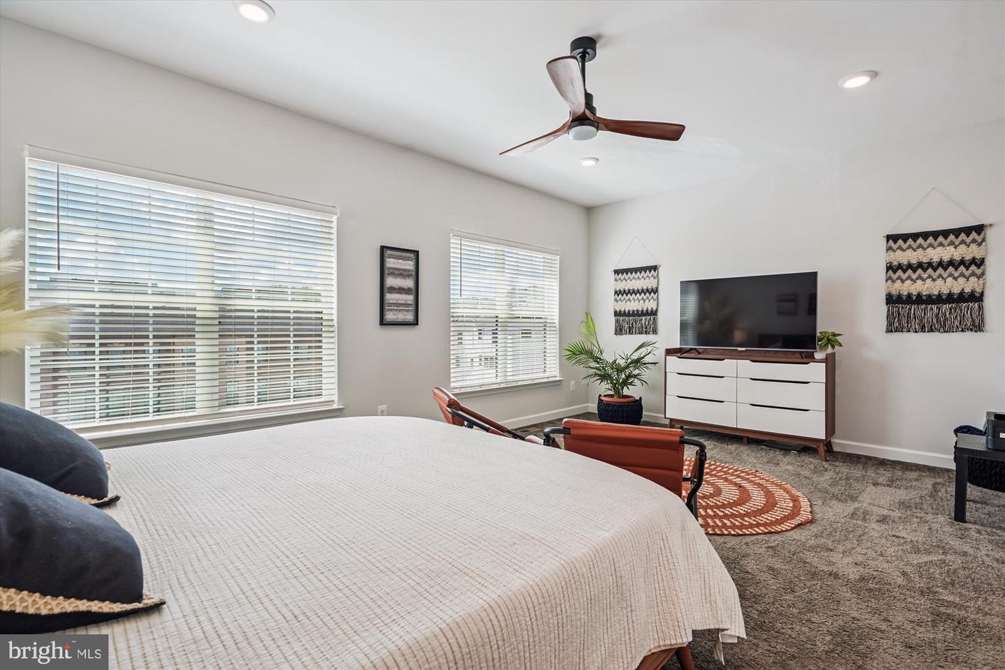 12553 TODD LN, FAIRFAX, Virginia 22033, 3 Bedrooms Bedrooms, ,3 BathroomsBathrooms,Residential,For sale,12553 TODD LN,VAFX2262094 MLS # VAFX2262094