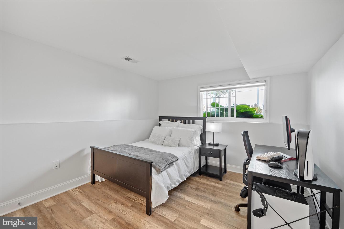 4811 WELFORD ST., ALEXANDRIA, Virginia 22309, 4 Bedrooms Bedrooms, ,3 BathroomsBathrooms,Residential,For sale,4811 WELFORD ST.,VAFX2262124 MLS # VAFX2262124