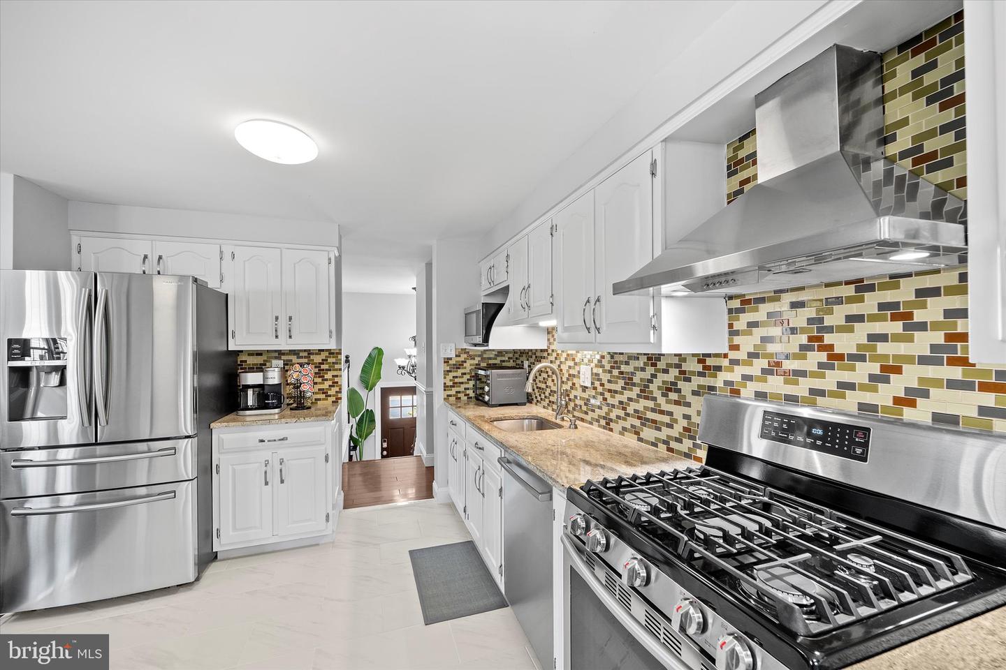4811 WELFORD ST., ALEXANDRIA, Virginia 22309, 4 Bedrooms Bedrooms, ,3 BathroomsBathrooms,Residential,For sale,4811 WELFORD ST.,VAFX2262124 MLS # VAFX2262124