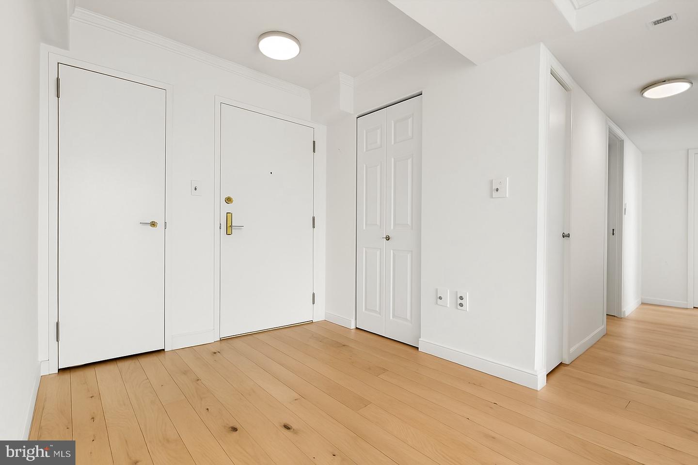 1808 OLD MEADOW RD #1106, MCLEAN, Virginia 22102, 2 Bedrooms Bedrooms, ,2 BathroomsBathrooms,Residential,For sale,1808 OLD MEADOW RD #1106,VAFX2262160 MLS # VAFX2262160