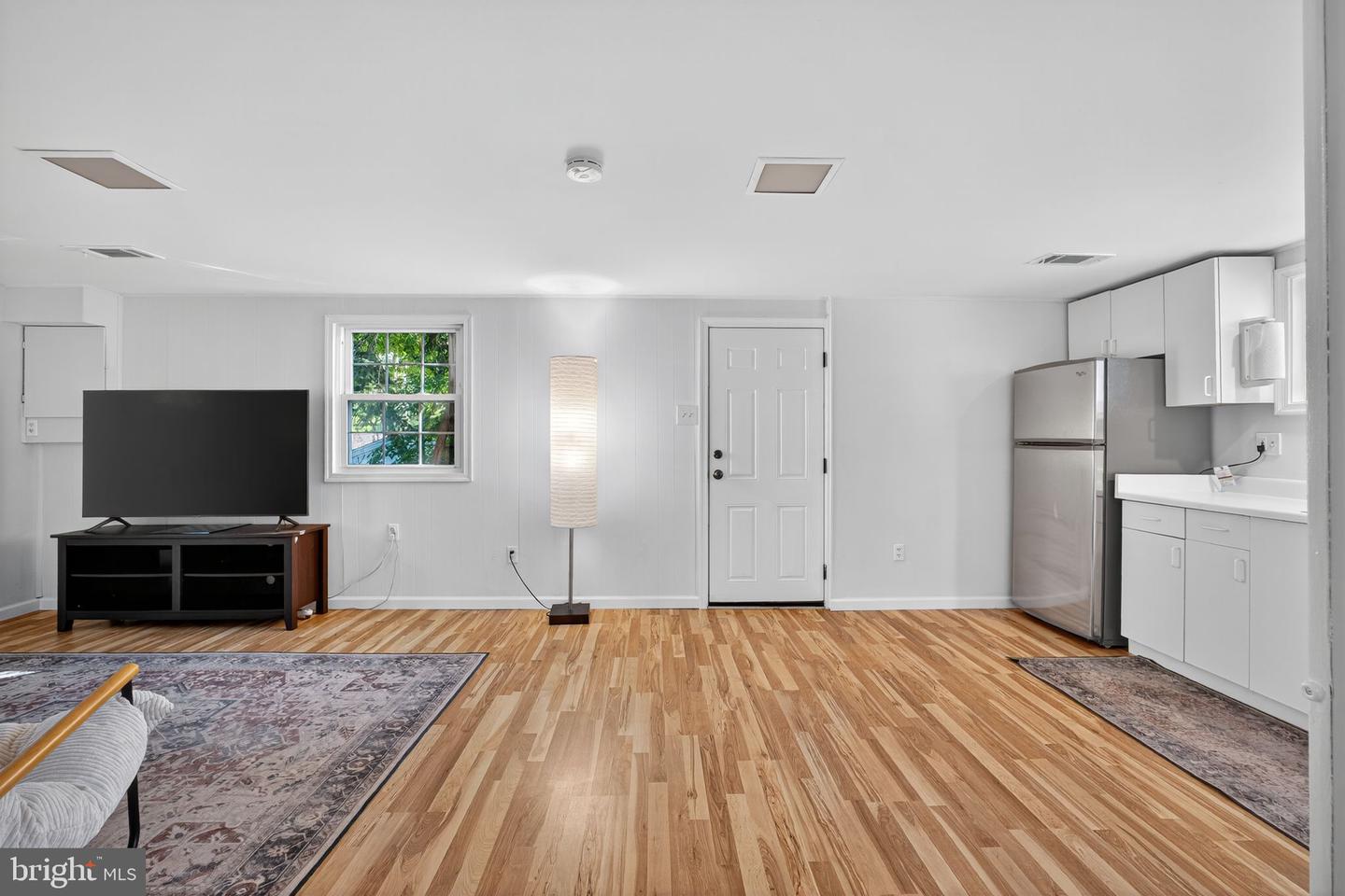 6705 KENMONT PL, SPRINGFIELD, Virginia 22152, 4 Bedrooms Bedrooms, ,3 BathroomsBathrooms,Residential,For sale,6705 KENMONT PL,VAFX2262328 MLS # VAFX2262328
