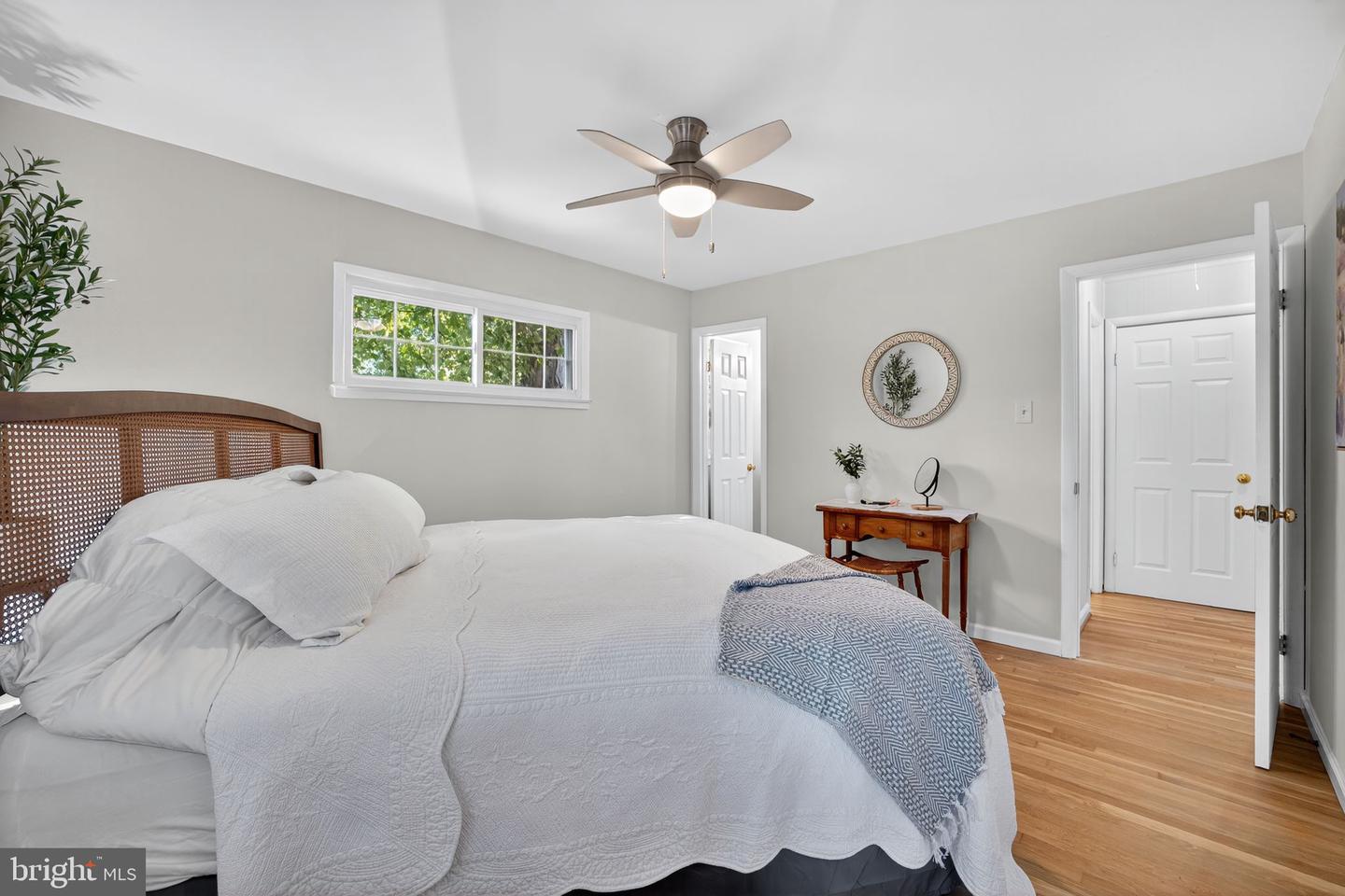 6705 KENMONT PL, SPRINGFIELD, Virginia 22152, 4 Bedrooms Bedrooms, ,3 BathroomsBathrooms,Residential,For sale,6705 KENMONT PL,VAFX2262328 MLS # VAFX2262328