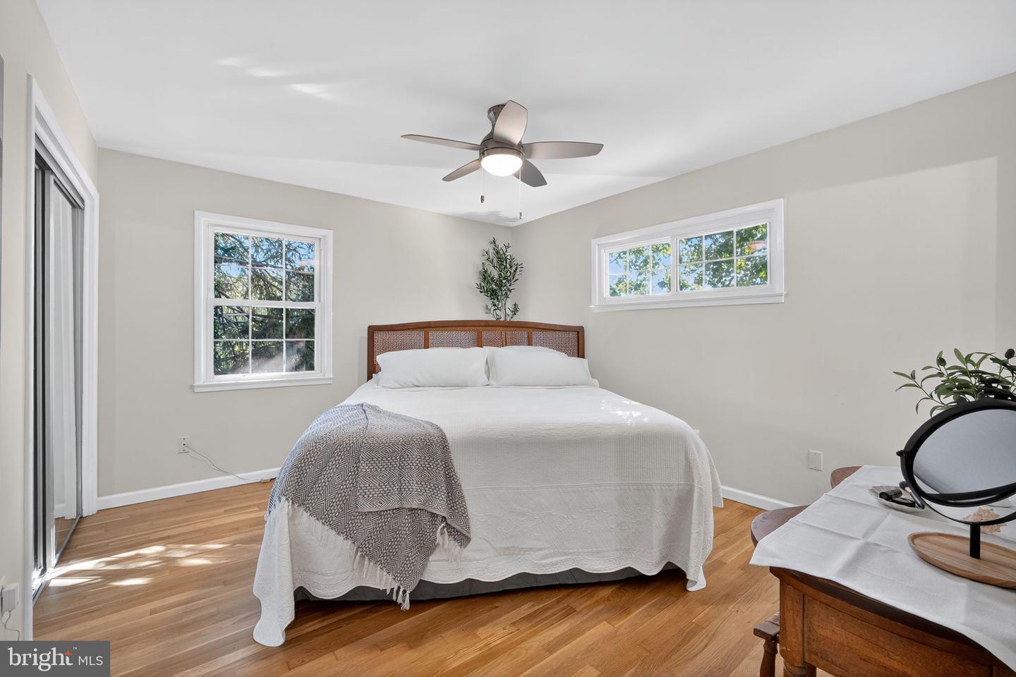 6705 KENMONT PL, SPRINGFIELD, Virginia 22152, 4 Bedrooms Bedrooms, ,3 BathroomsBathrooms,Residential,For sale,6705 KENMONT PL,VAFX2262328 MLS # VAFX2262328