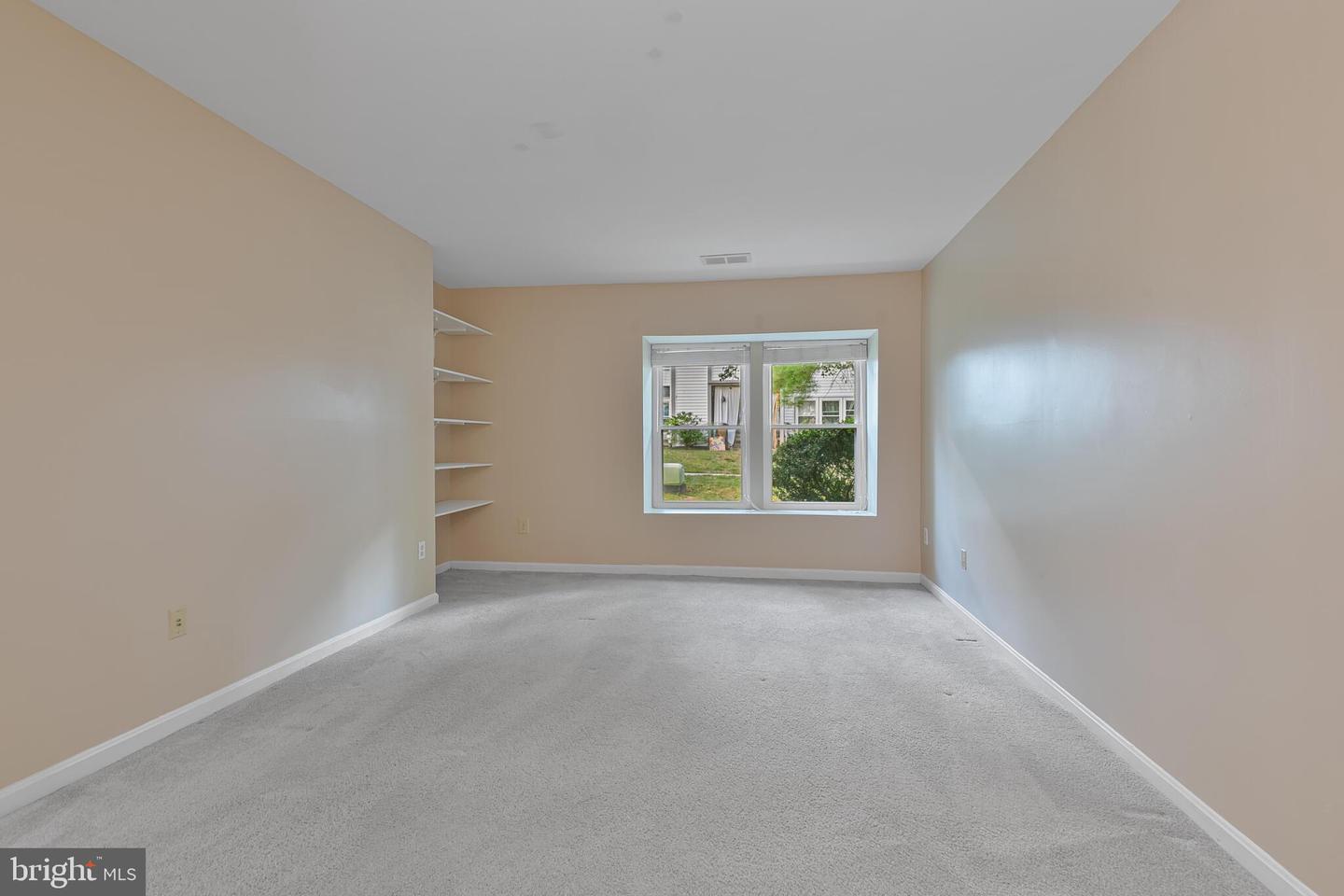 7711 LAFAYETTE FOREST DR #02, ANNANDALE, Virginia 22003, 2 Bedrooms Bedrooms, ,2 BathroomsBathrooms,Residential,For sale,7711 LAFAYETTE FOREST DR #02,VAFX2262332 MLS # VAFX2262332