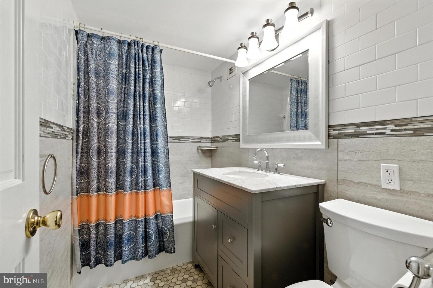 3114 WISCONSIN AVE NW #302, WASHINGTON, District Of Columbia 20016, 1 Bedroom Bedrooms, ,1 BathroomBathrooms,Residential,For sale,3114 WISCONSIN AVE NW #302,DCDC2216060 MLS # DCDC2216060