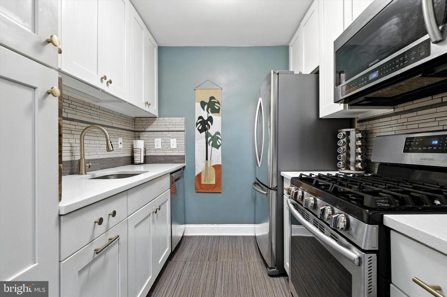 3114 WISCONSIN AVE NW #302, WASHINGTON, District Of Columbia 20016, 1 Bedroom Bedrooms, ,1 BathroomBathrooms,Residential,For sale,3114 WISCONSIN AVE NW #302,DCDC2216060 MLS # DCDC2216060