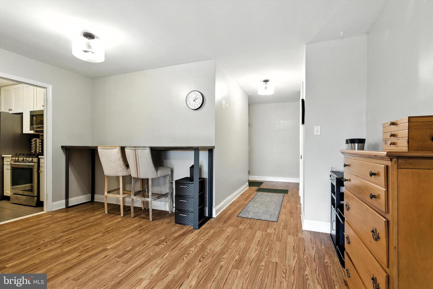 3114 WISCONSIN AVE NW #302, WASHINGTON, District Of Columbia 20016, 1 Bedroom Bedrooms, ,1 BathroomBathrooms,Residential,For sale,3114 WISCONSIN AVE NW #302,DCDC2216060 MLS # DCDC2216060