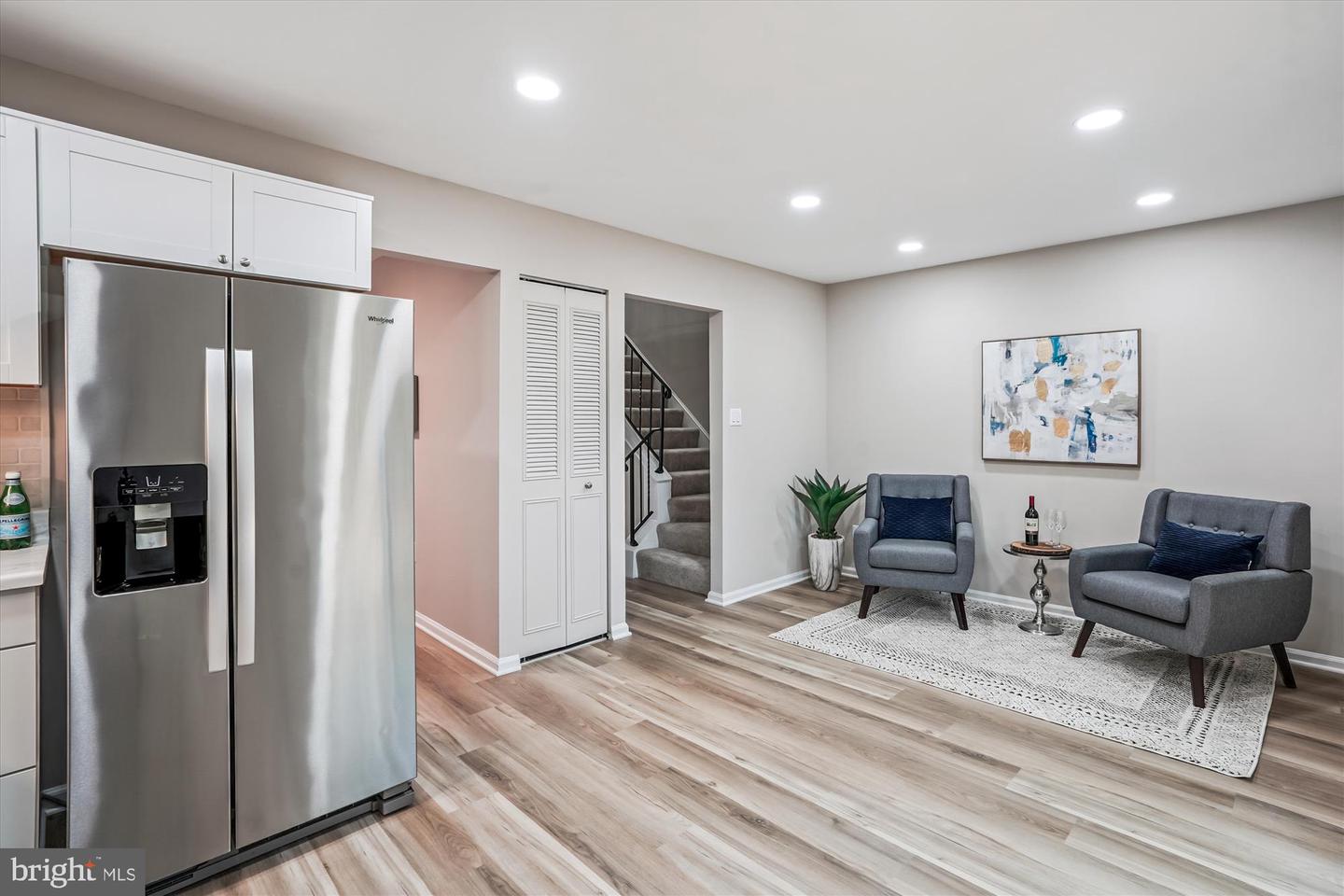 13713 AUTUMN VALE CT #30B, CHANTILLY, Virginia 20151, 3 Bedrooms Bedrooms, ,2 BathroomsBathrooms,Residential,For sale,13713 AUTUMN VALE CT #30B,VAFX2262838 MLS # VAFX2262838