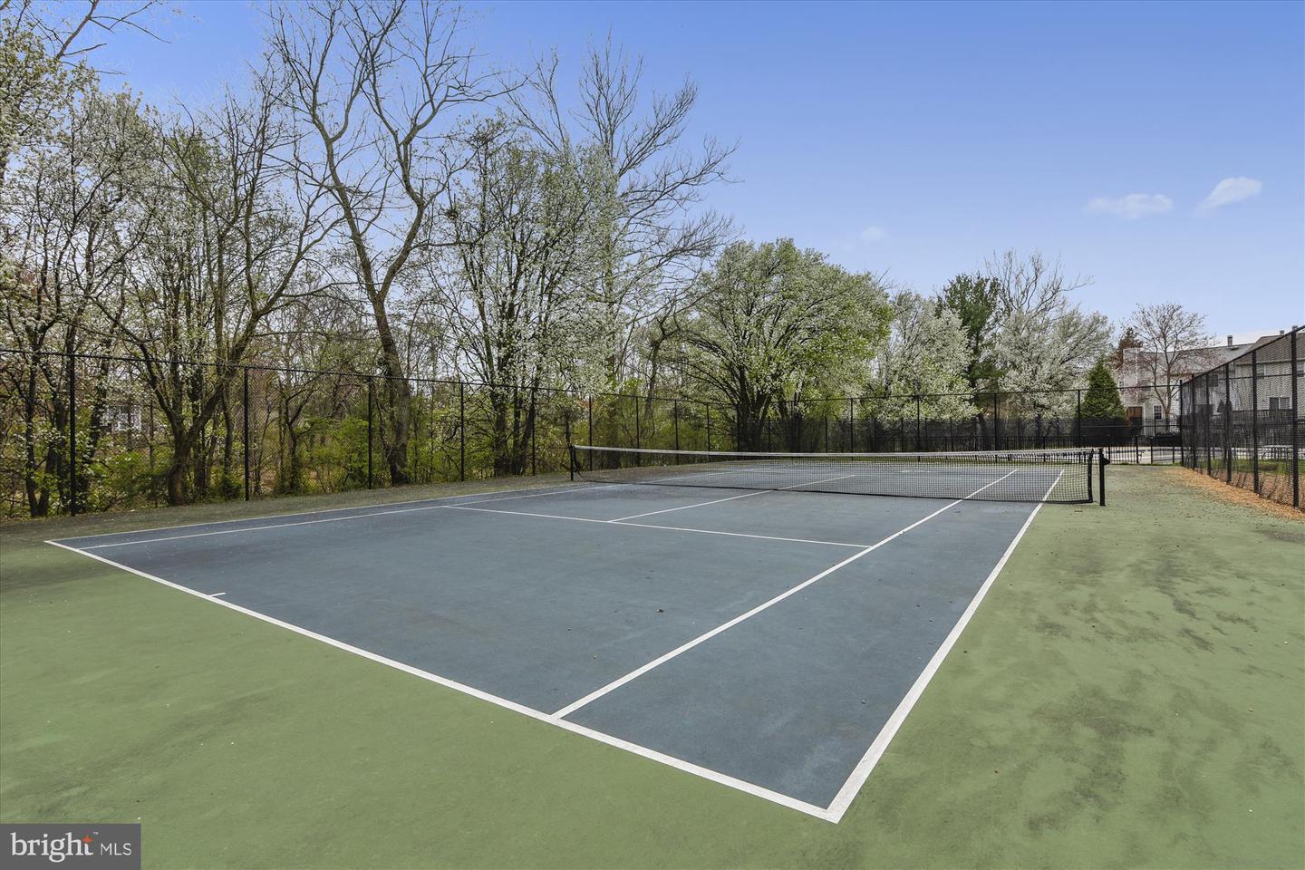13713 AUTUMN VALE CT #30B, CHANTILLY, Virginia 20151, 3 Bedrooms Bedrooms, ,2 BathroomsBathrooms,Residential,For sale,13713 AUTUMN VALE CT #30B,VAFX2262838 MLS # VAFX2262838