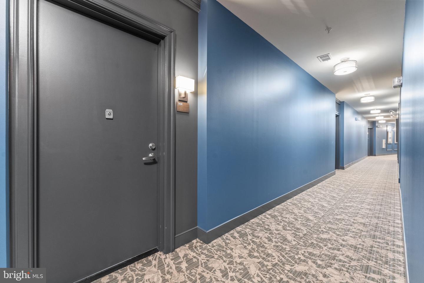 9450 SILVER KING CT #308, FAIRFAX, Virginia 22031, 1 Bedroom Bedrooms, 2 Rooms Rooms,1 BathroomBathrooms,Residential,For sale,9450 SILVER KING CT #308,VAFC2006858 MLS # VAFC2006858