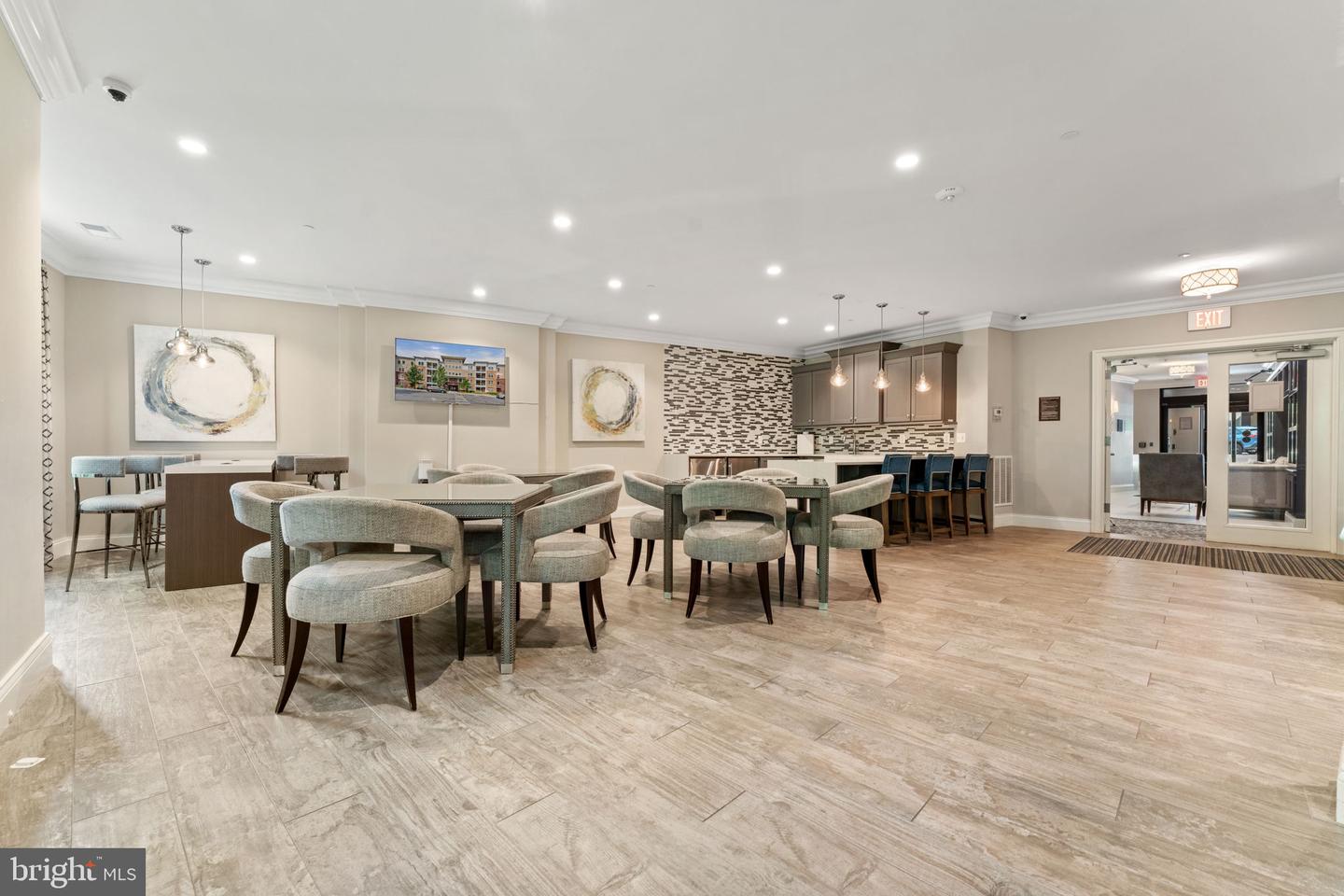 9450 SILVER KING CT #308, FAIRFAX, Virginia 22031, 1 Bedroom Bedrooms, 2 Rooms Rooms,1 BathroomBathrooms,Residential,For sale,9450 SILVER KING CT #308,VAFC2006858 MLS # VAFC2006858