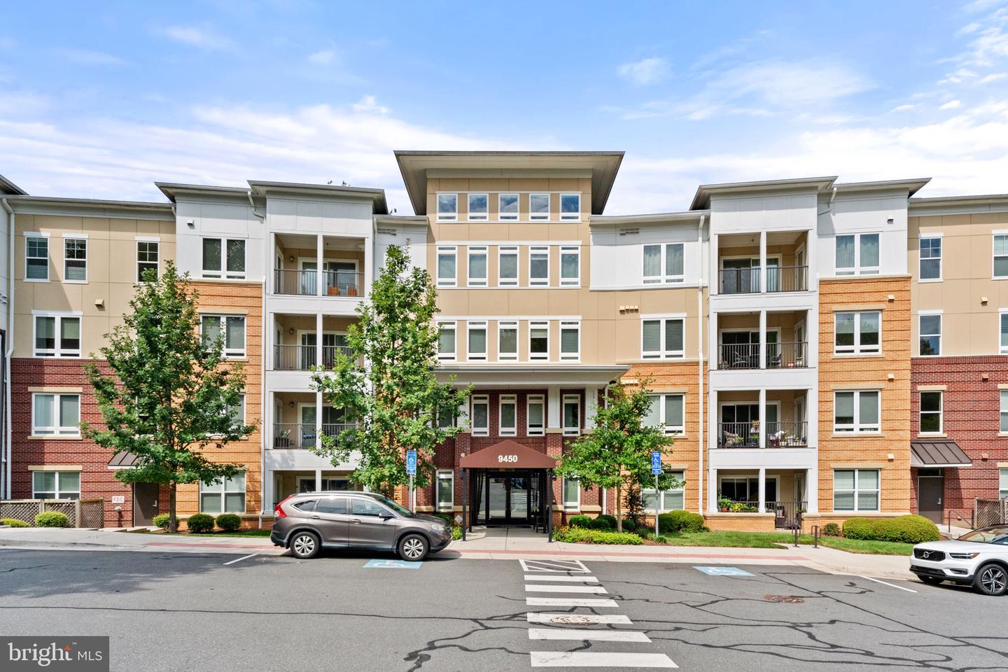 9450 SILVER KING CT #308, FAIRFAX, Virginia 22031, 1 Bedroom Bedrooms, 2 Rooms Rooms,1 BathroomBathrooms,Residential,For sale,9450 SILVER KING CT #308,VAFC2006858 MLS # VAFC2006858