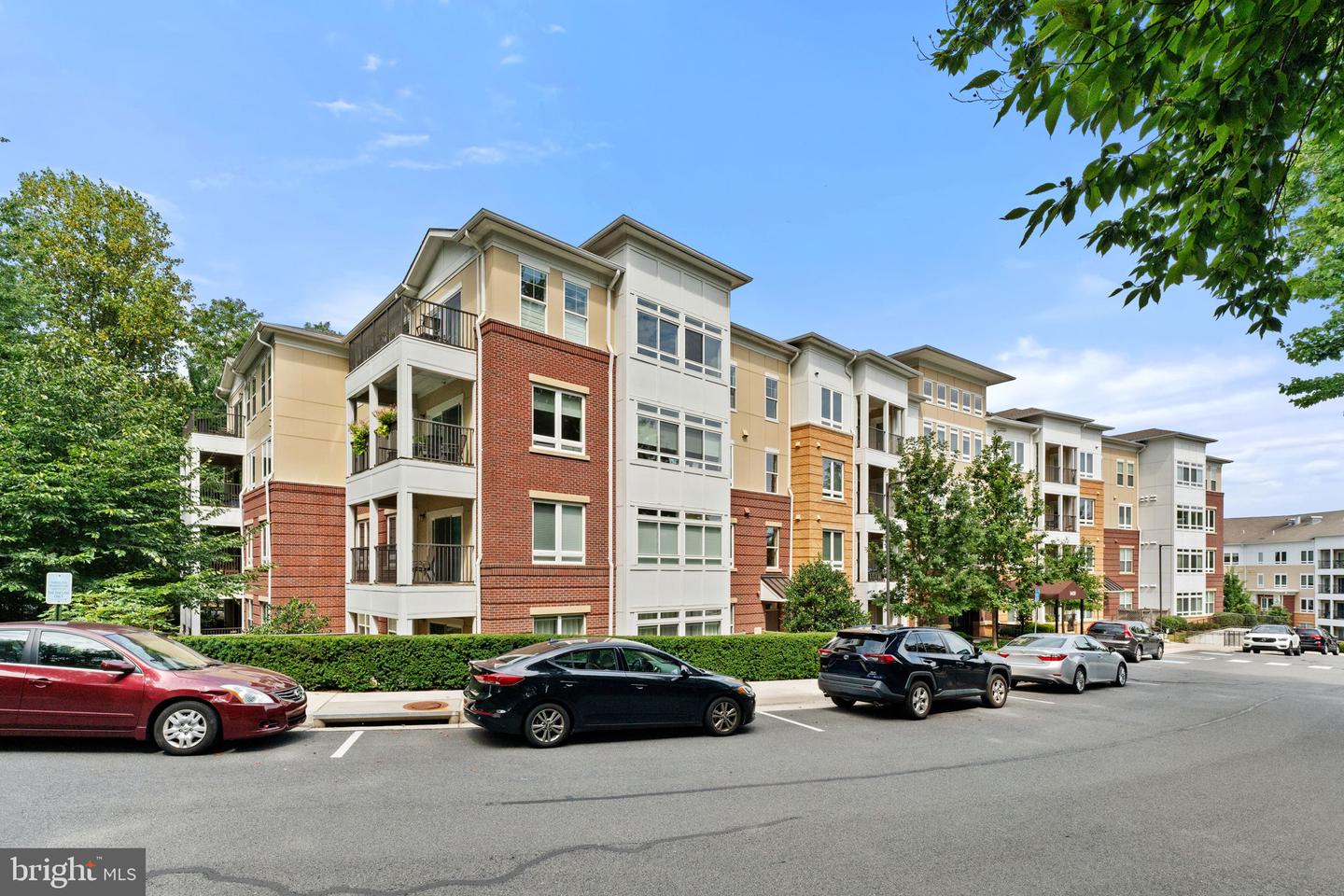 9450 SILVER KING CT #308, FAIRFAX, Virginia 22031, 1 Bedroom Bedrooms, 2 Rooms Rooms,1 BathroomBathrooms,Residential,For sale,9450 SILVER KING CT #308,VAFC2006858 MLS # VAFC2006858