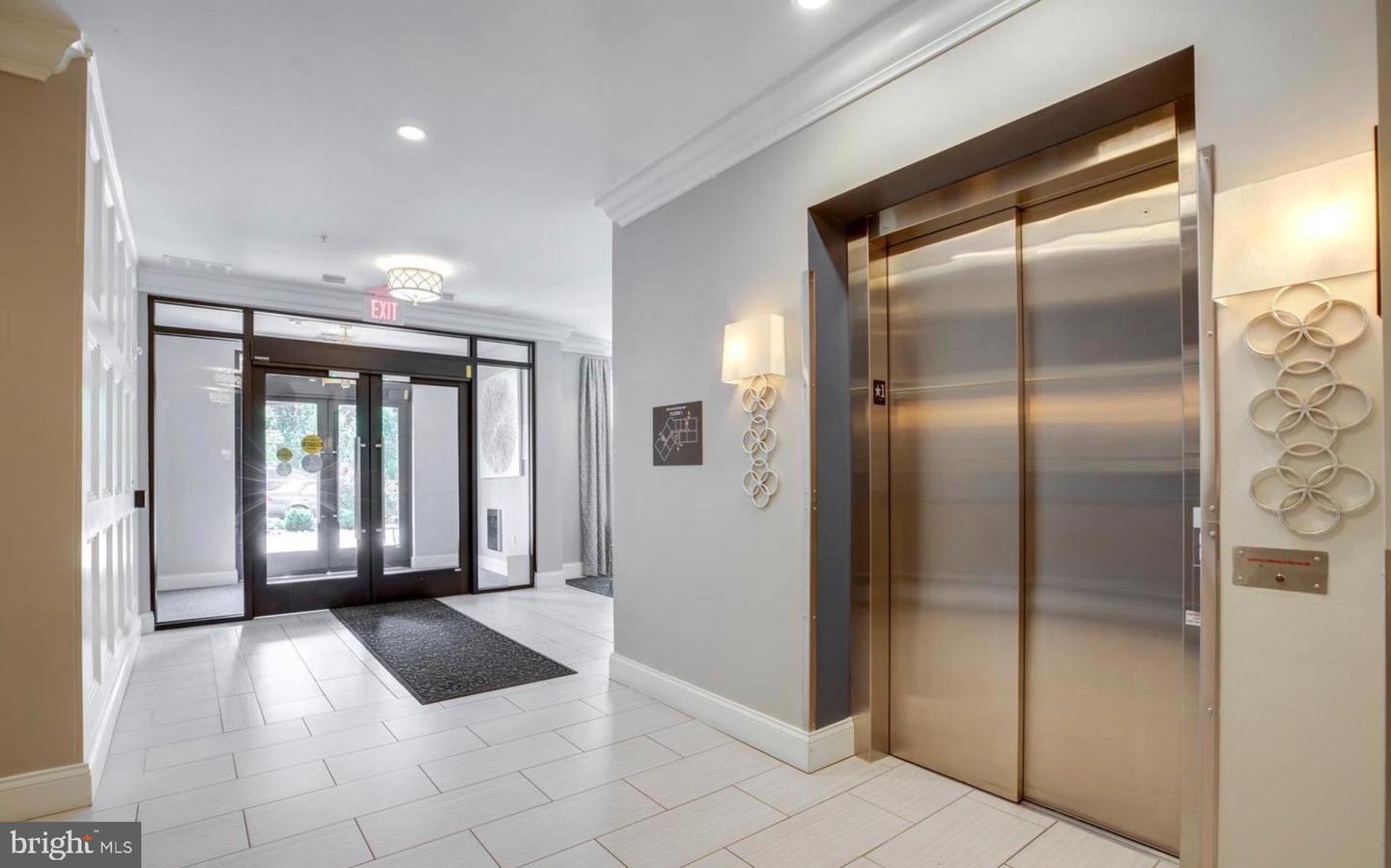 9450 SILVER KING CT #308, FAIRFAX, Virginia 22031, 1 Bedroom Bedrooms, 2 Rooms Rooms,1 BathroomBathrooms,Residential,For sale,9450 SILVER KING CT #308,VAFC2006858 MLS # VAFC2006858
