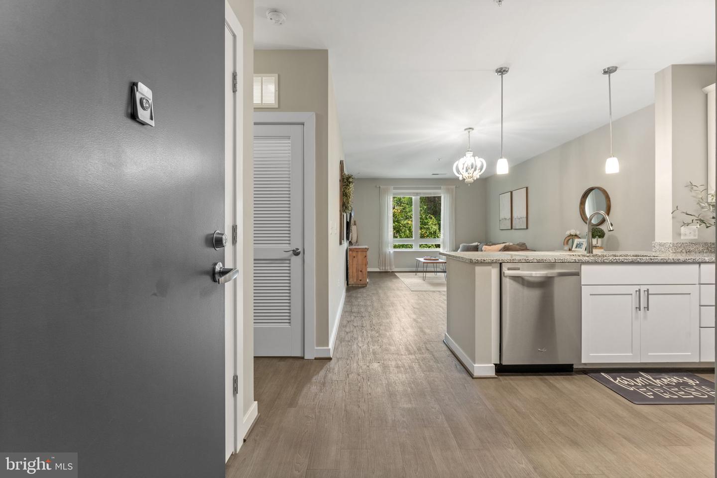 9450 SILVER KING CT #308, FAIRFAX, Virginia 22031, 1 Bedroom Bedrooms, 2 Rooms Rooms,1 BathroomBathrooms,Residential,For sale,9450 SILVER KING CT #308,VAFC2006858 MLS # VAFC2006858