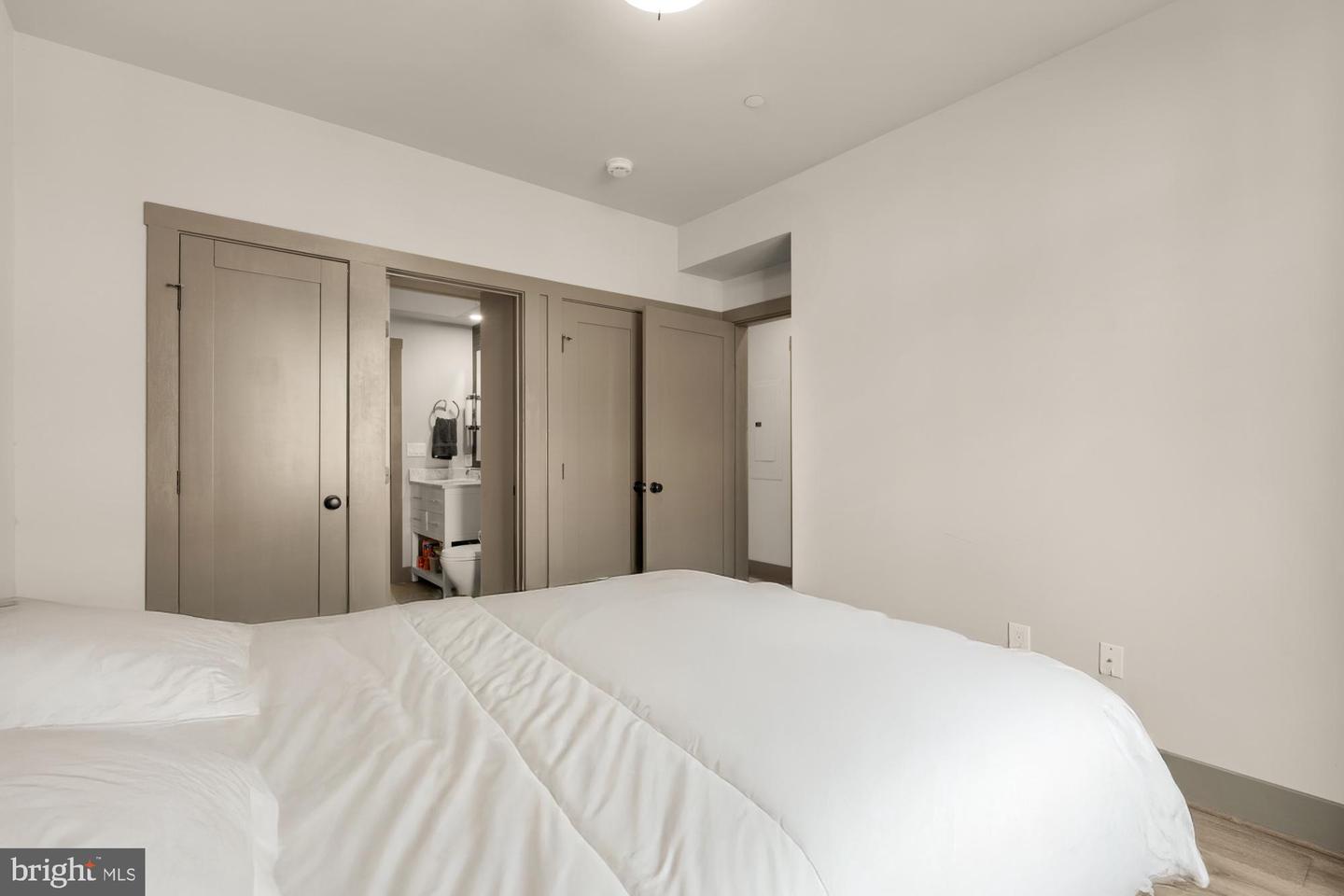 3220 GRACE ST NW #5, WASHINGTON, District Of Columbia 20007, 2 Bedrooms Bedrooms, ,2 BathroomsBathrooms,Residential,For sale,3220 GRACE ST NW #5,DCDC2216762 MLS # DCDC2216762