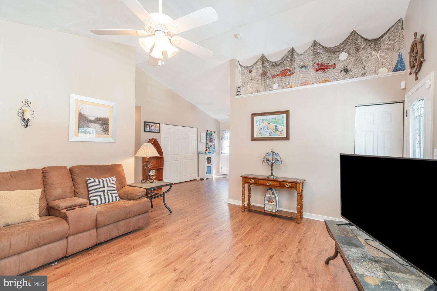 2005 MCKINNEY BLVD, COLONIAL BEACH, Virginia 22443, 3 Bedrooms Bedrooms, ,2 BathroomsBathrooms,Residential,For sale,2005 MCKINNEY BLVD,VAWE2009620 MLS # VAWE2009620