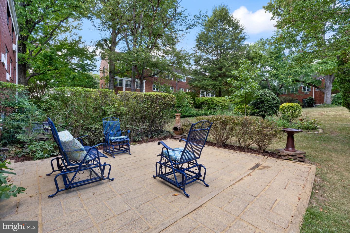 3332 MARTHA CUSTIS DR, ALEXANDRIA, Virginia 22302, 1 Bedroom Bedrooms, 5 Rooms Rooms,1 BathroomBathrooms,Residential,For sale,3332 MARTHA CUSTIS DR,VAAX2048996 MLS # VAAX2048996