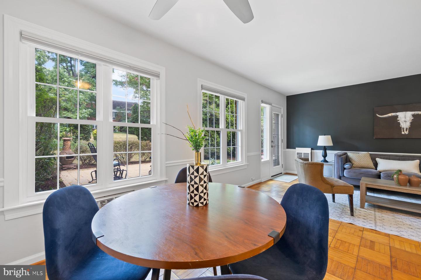 3332 MARTHA CUSTIS DR, ALEXANDRIA, Virginia 22302, 1 Bedroom Bedrooms, 5 Rooms Rooms,1 BathroomBathrooms,Residential,For sale,3332 MARTHA CUSTIS DR,VAAX2048996 MLS # VAAX2048996