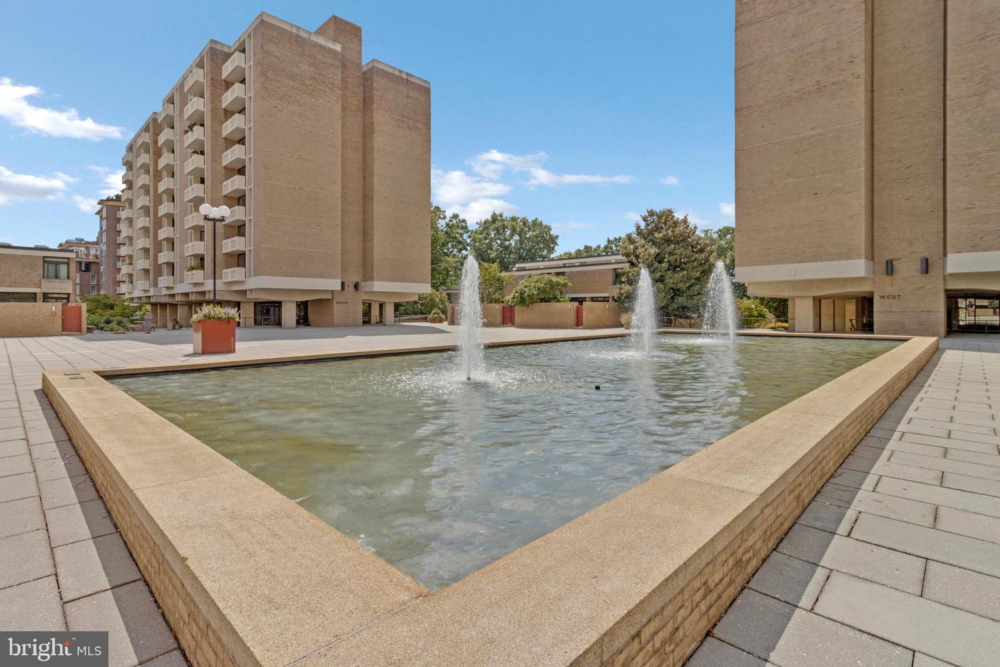 429 N ST SW #S404, WASHINGTON, District Of Columbia 20024, 2 Bedrooms Bedrooms, ,2 BathroomsBathrooms,Residential,For sale,429 N ST SW #S404,DCDC2216986 MLS # DCDC2216986